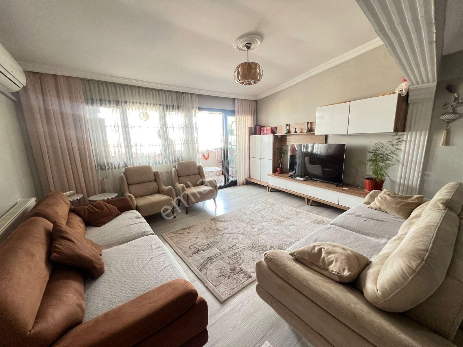 Satılık 3+1 Asansörlü Hastahane Ve Metroya Yürüme Mesafesin De - Görsel 3