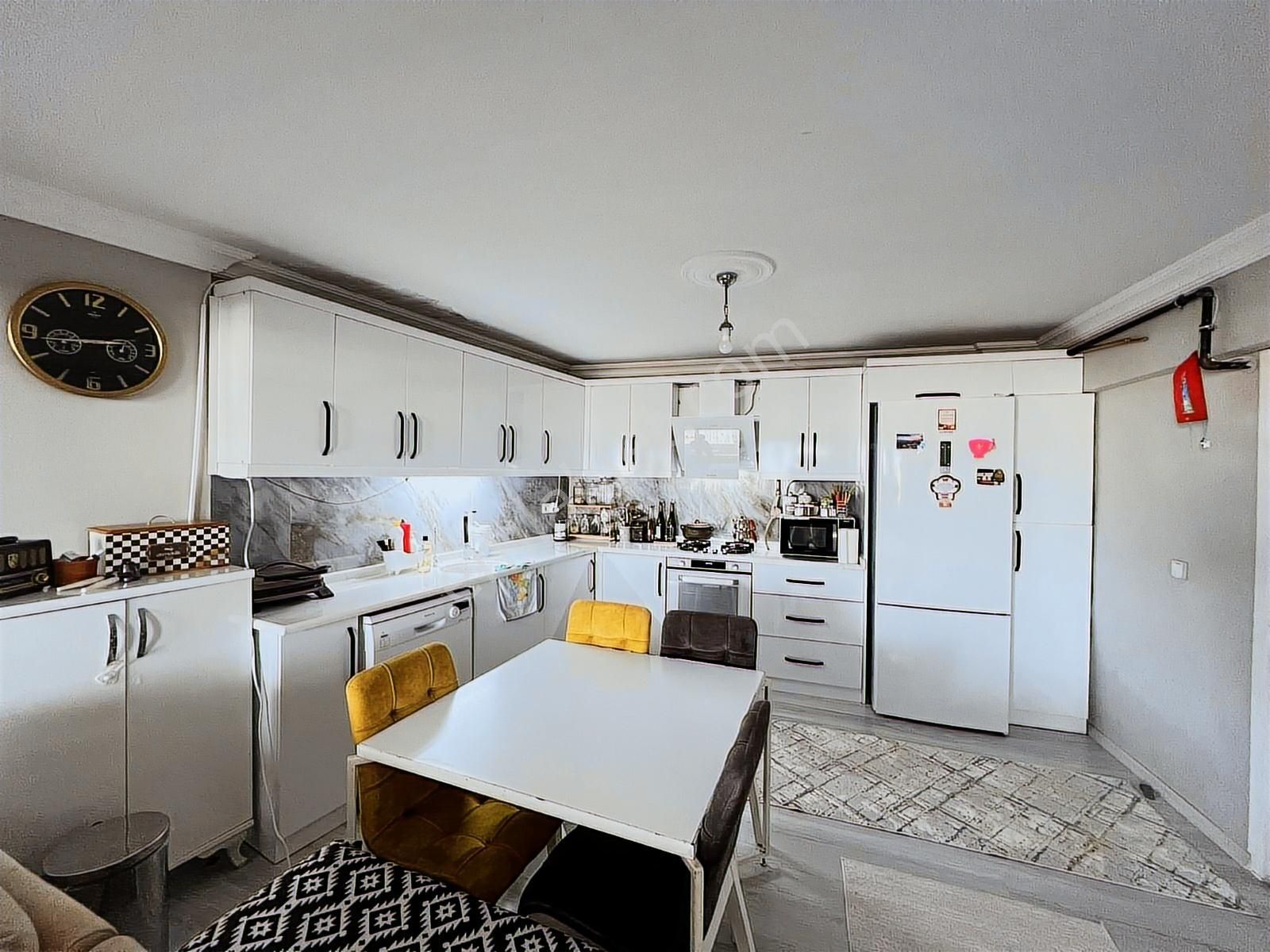 Satılık 3+1 Asansörlü Hastahane Ve Metroya Yürüme Mesafesin De - Görsel 7