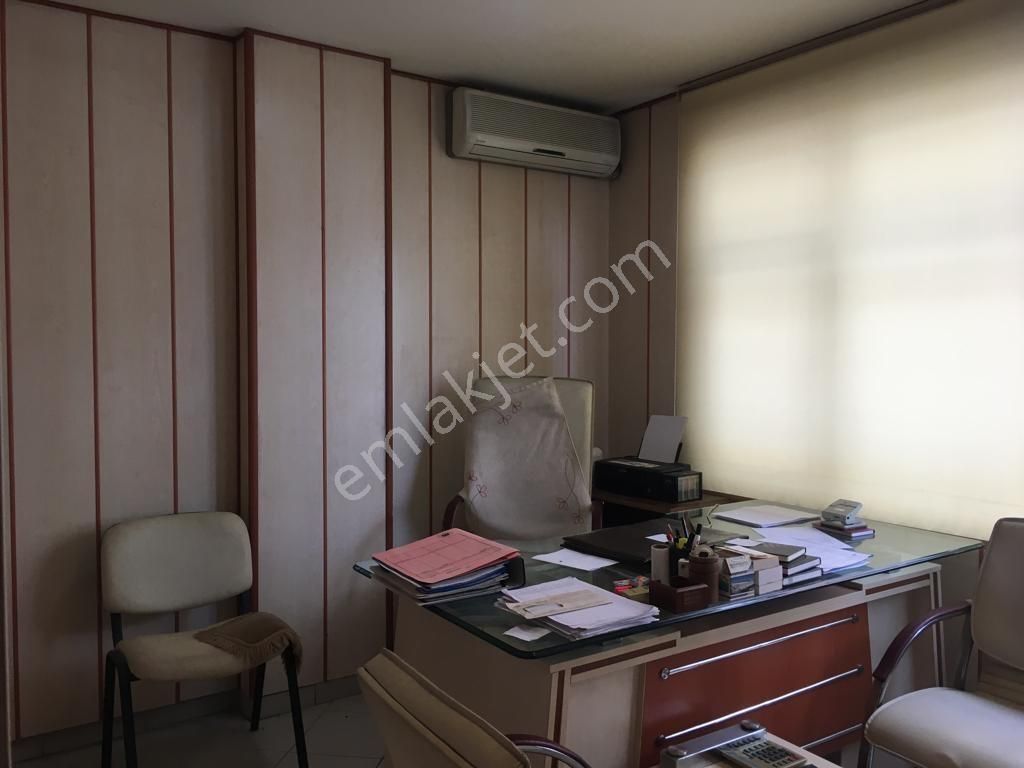 İncirli Caddesinde 32m2 Eşyalı 2 Bölümlü Klimalı Asansörlü - Görsel 7