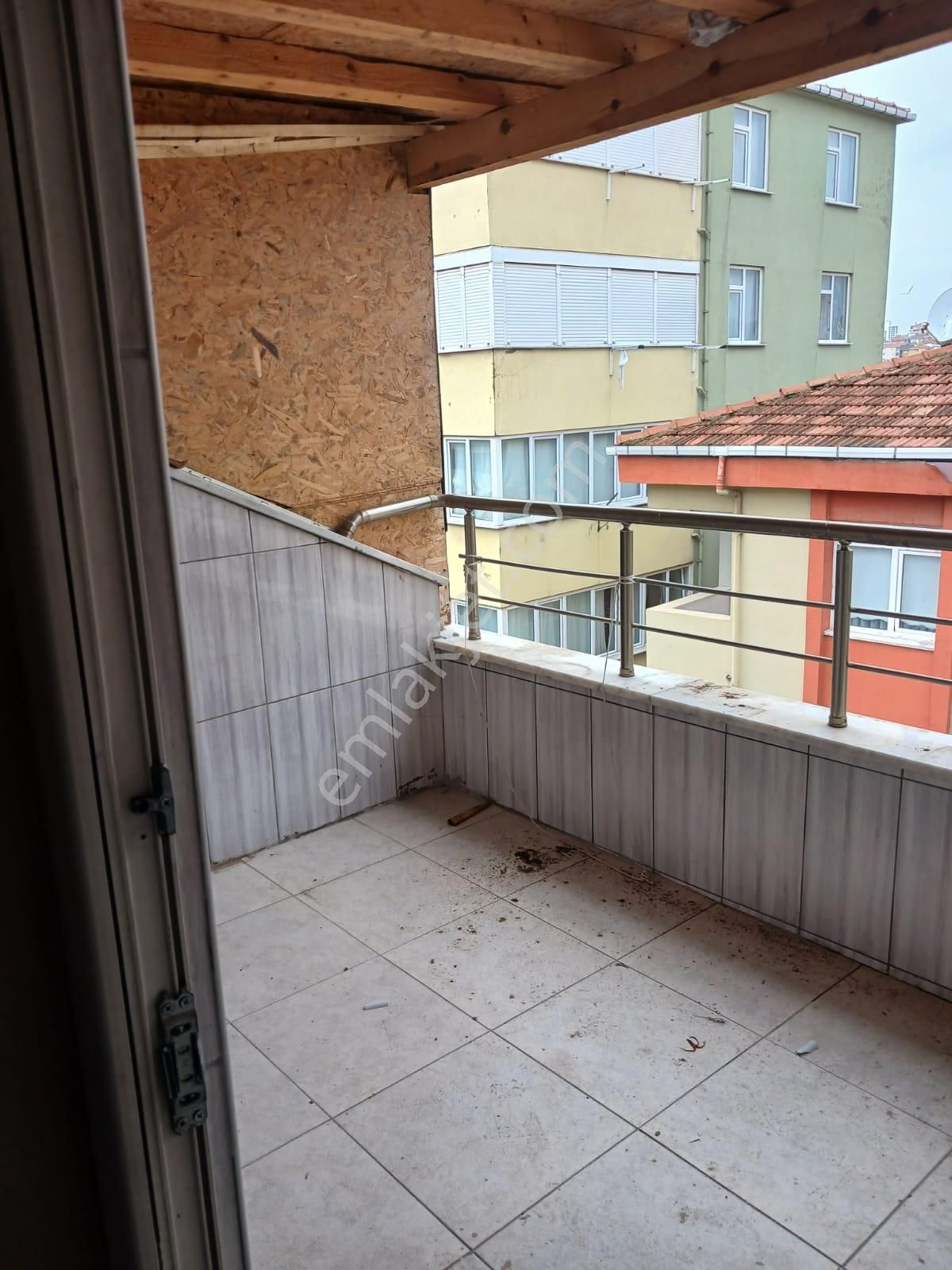 Maltepe Fındıklıda Yekin Sokakta Kiralık 3+1 Dublex Balkonlu Teraslı - Görsel 15