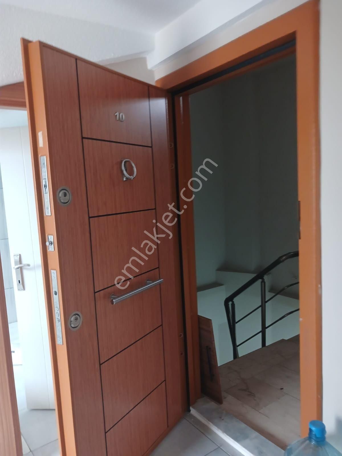 Maltepe Fındıklıda Yekin Sokakta Kiralık 3+1 Dublex Balkonlu Teraslı - Görsel 9