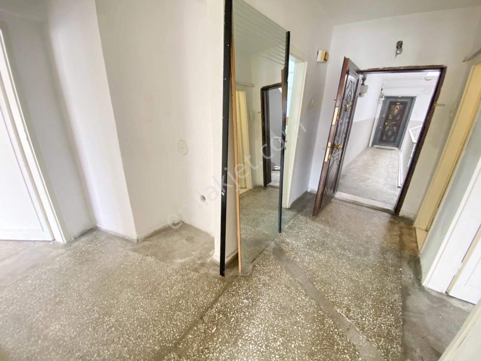 Uzman Emlak'dan Etlik Mh'de Adnan Yüksel Caddesine 1 Bina Mesafede Orta Katta 3+1 Daire - Görsel 16