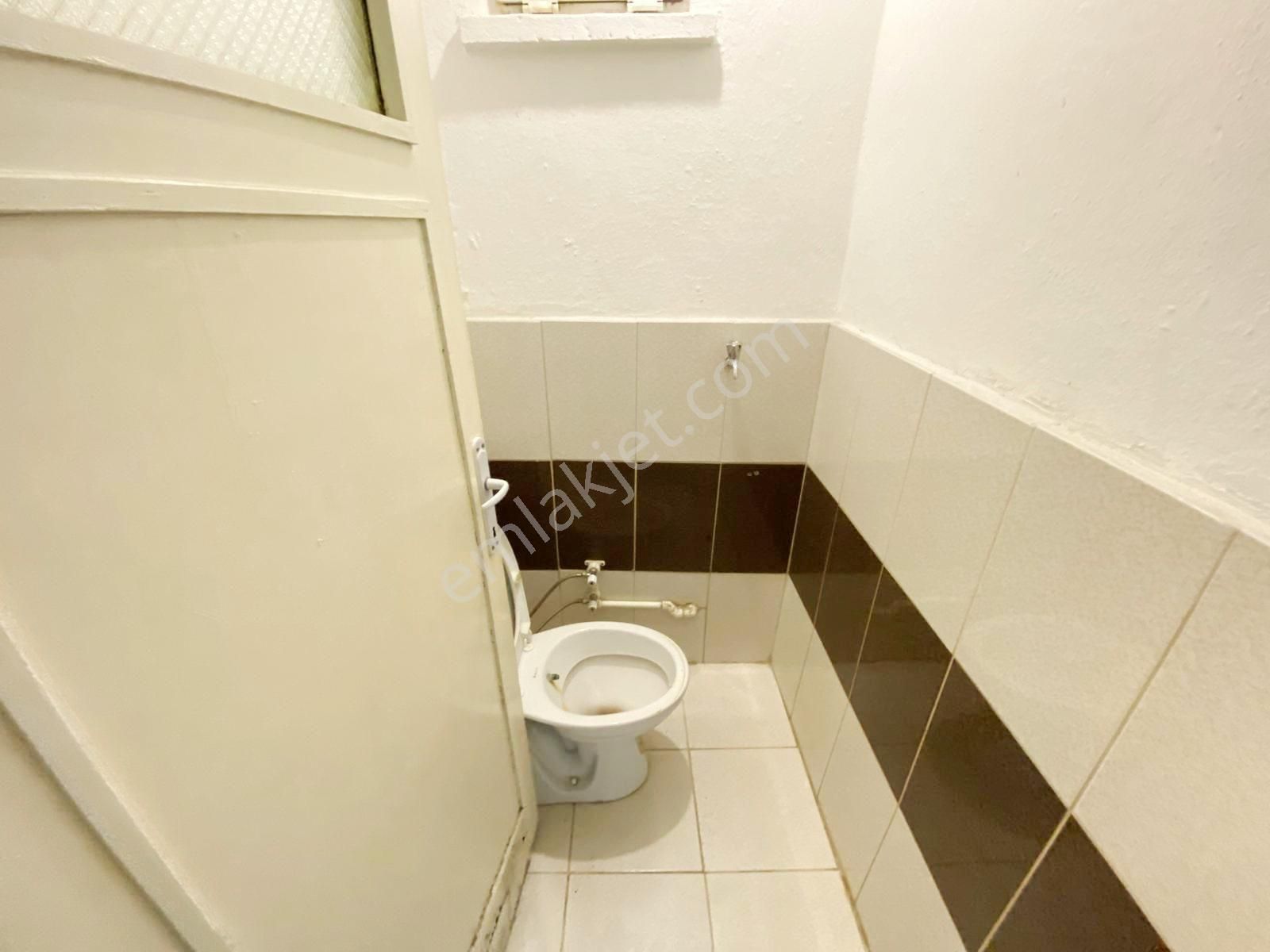 Uzman Emlak'dan Etlik Mh'de Adnan Yüksel Caddesine 1 Bina Mesafede Orta Katta 3+1 Daire - Görsel 15