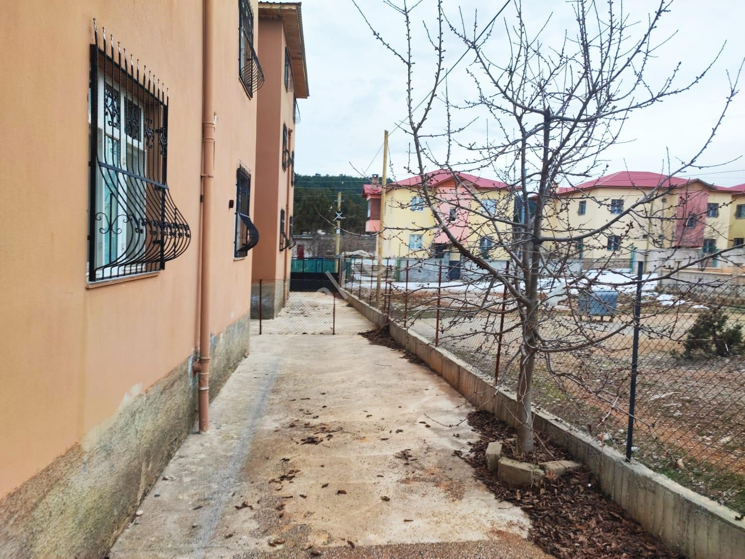 Kar Emlaktan Akçatekir Nohutlukta 9+3 3 Katlı Bina 3 Daire 386m2 Arsası Satılık - Görsel 30