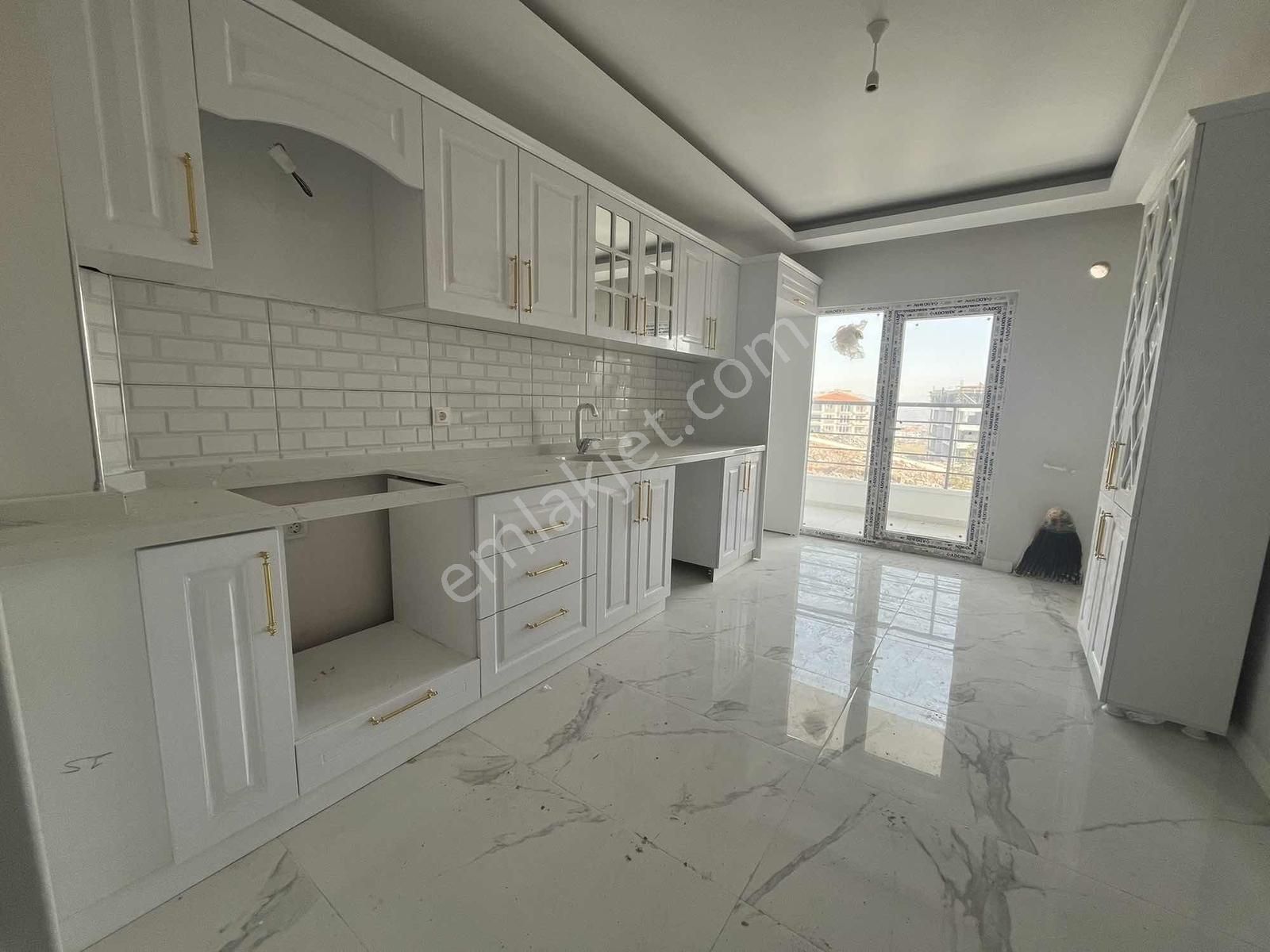 Lider Emlak'tan Feridun Çelikte Sıfır Ebeveynli Yapılı 4.kat - Görsel 7