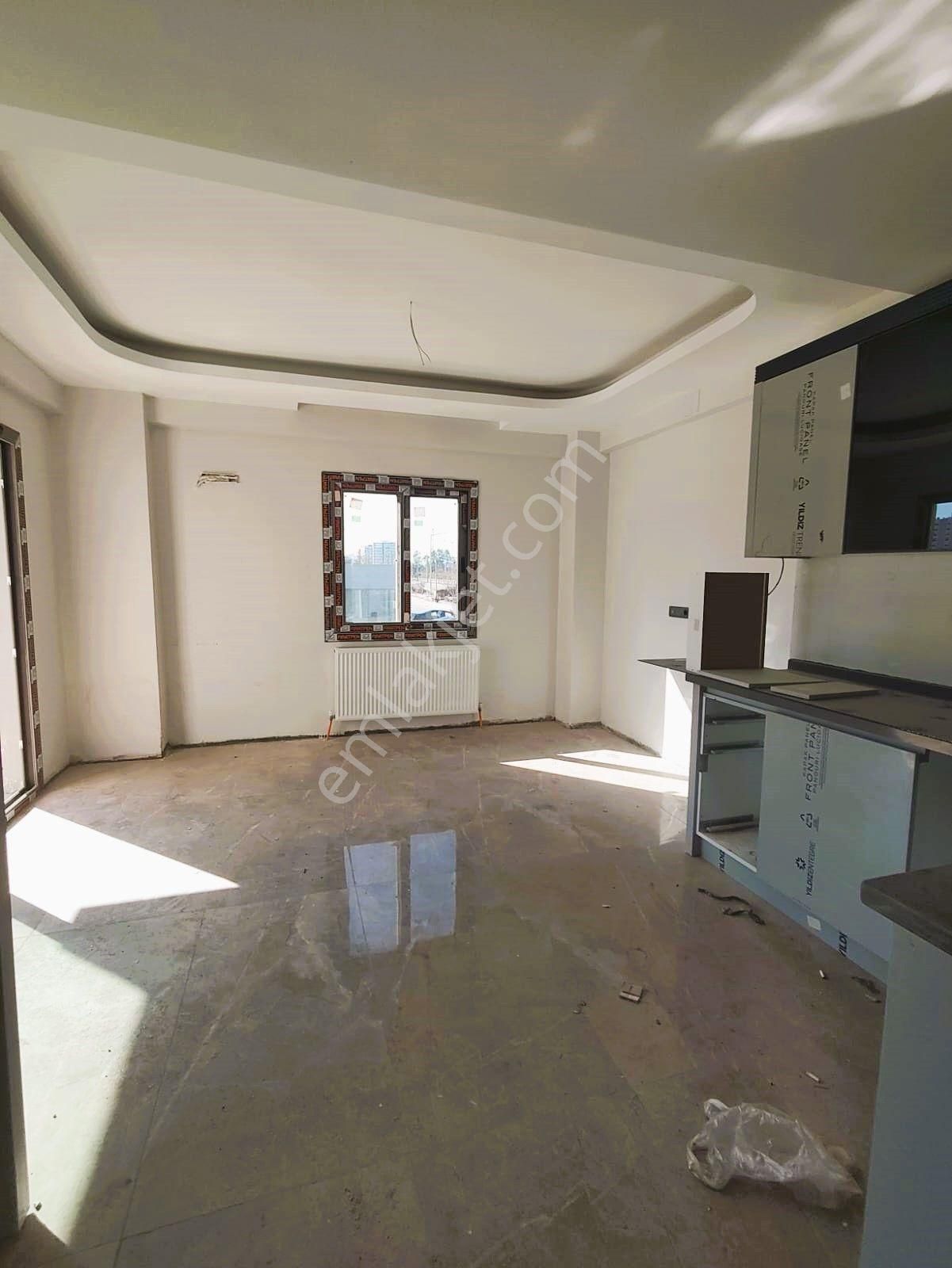 Tece Deniz Mah.de Çift Cepheli, Havuzlu , Çift Teraslı 1+1