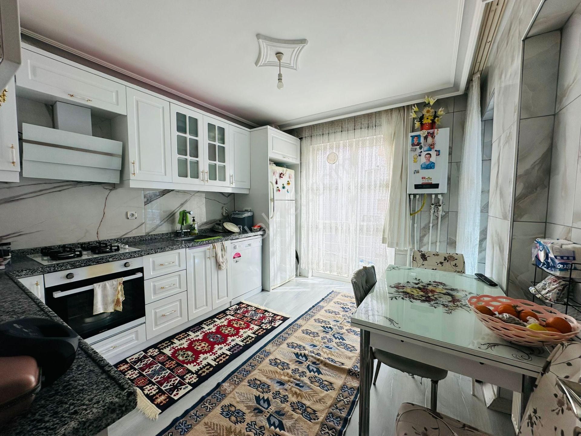 Beşikkaya'da 3+1 Asansörlü Ara Kat Satılık Daire !!! - Görsel 5