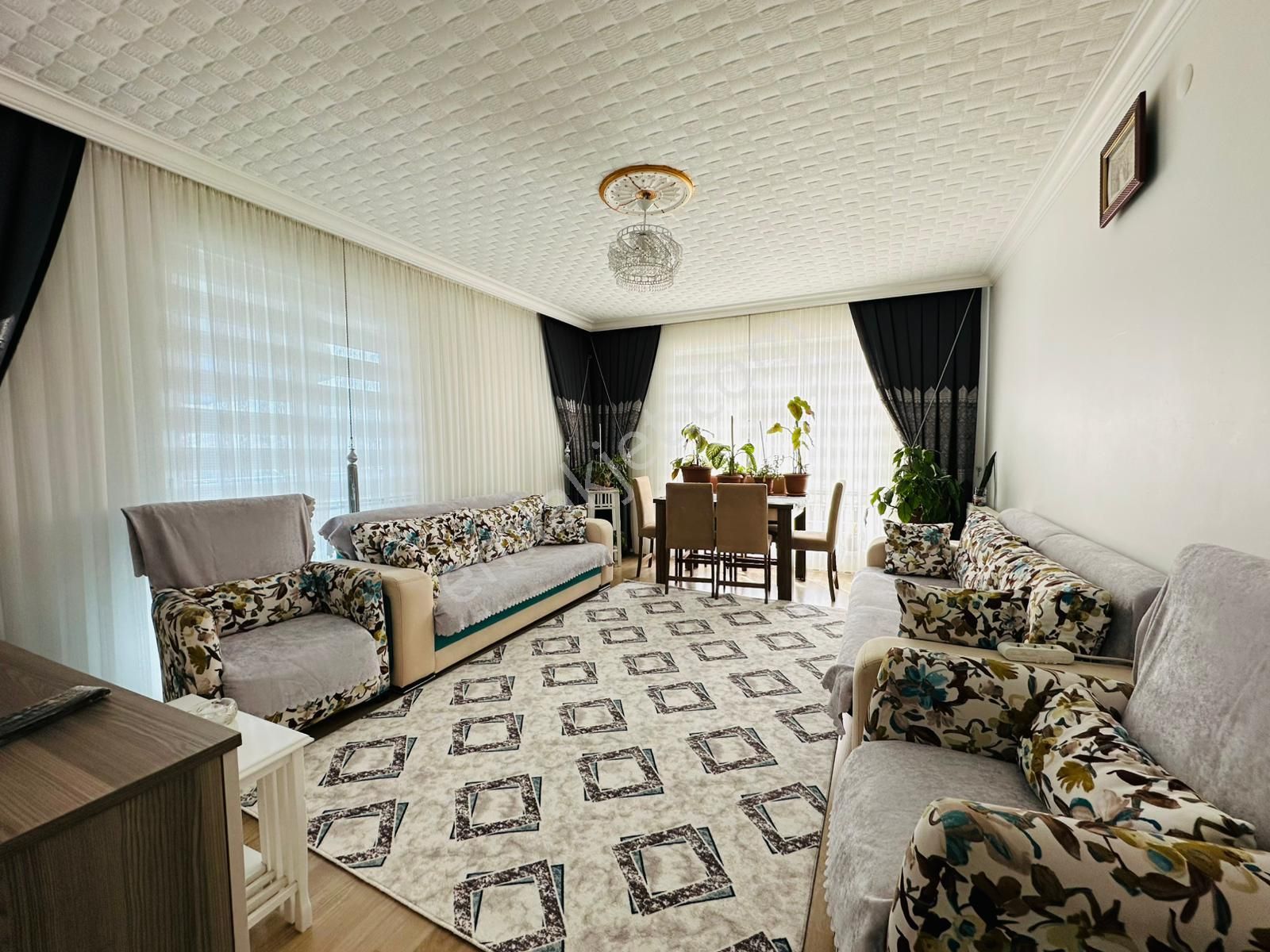 Beşikkaya'da 3+1 Asansörlü Ara Kat Satılık Daire !!! - Görsel 6