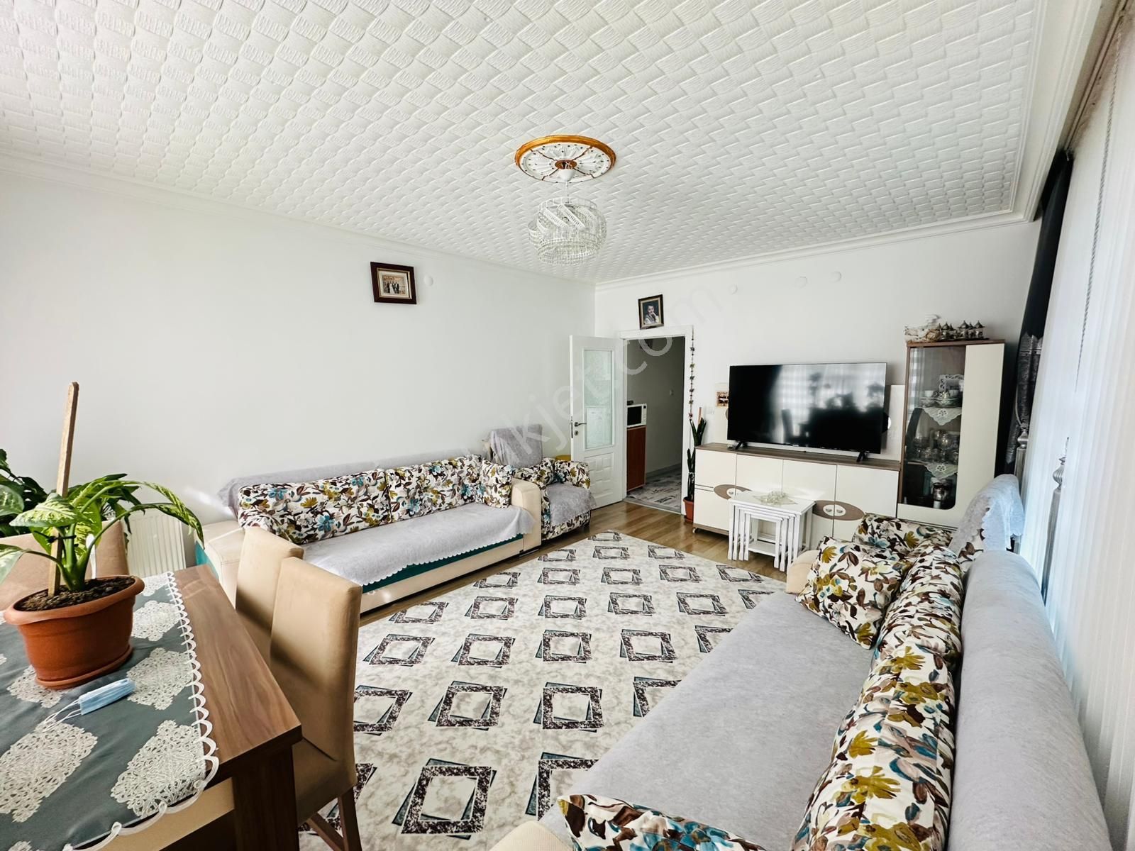 Beşikkaya'da 3+1 Asansörlü Ara Kat Satılık Daire !!! - Görsel 7