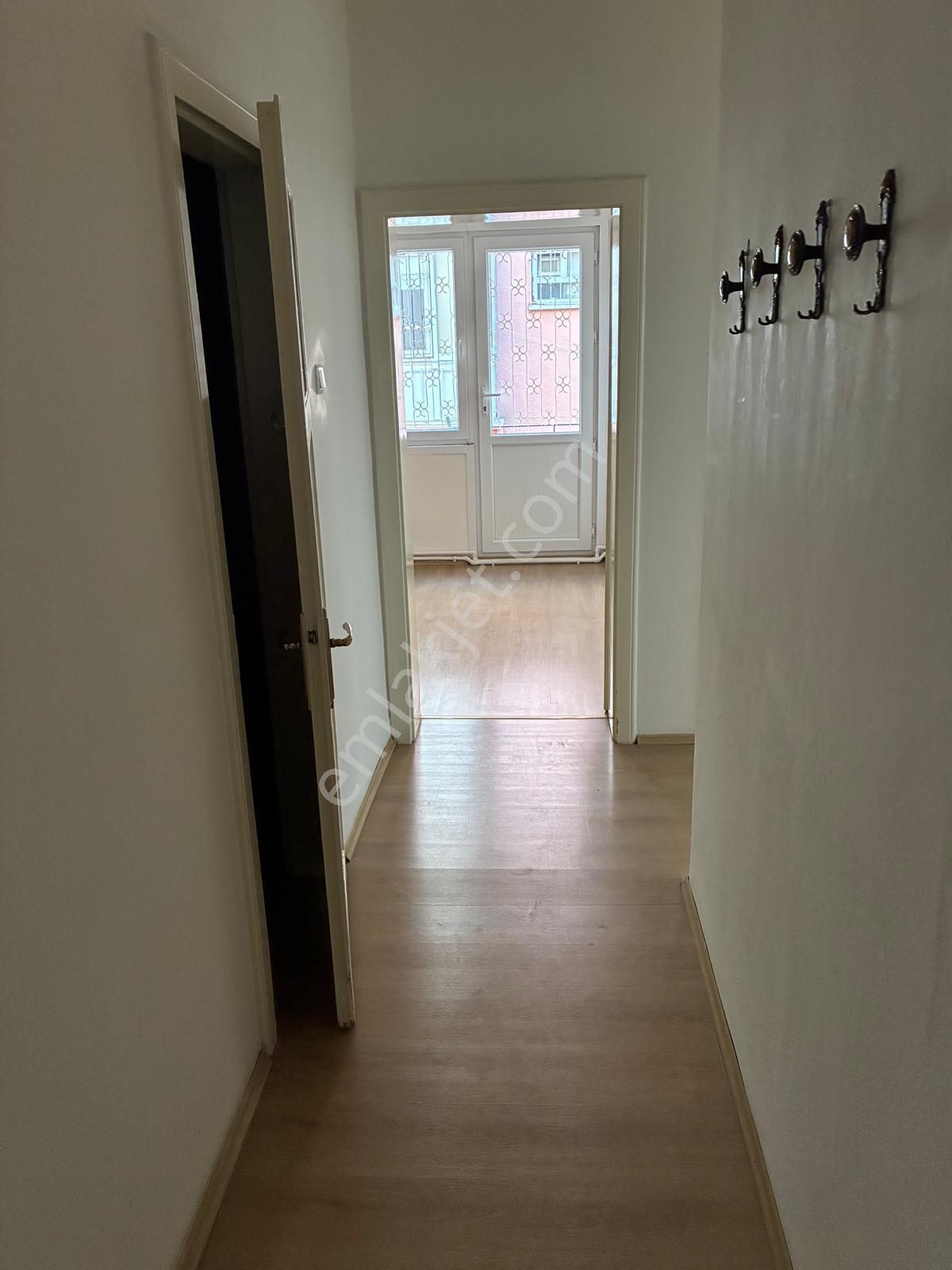 Filiz'den Yukarı Bahçelievler 35.sok Katta Satılık 3+1 Arka Cephe - Görsel 12