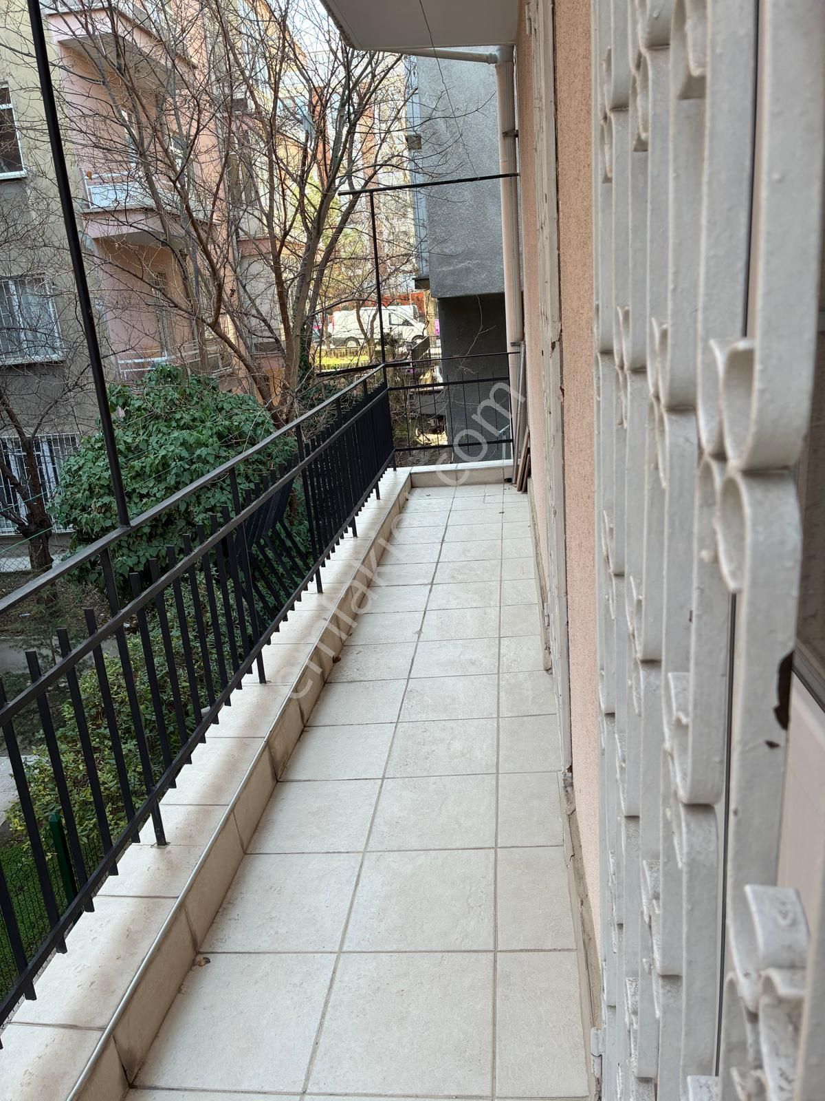 Filiz'den Yukarı Bahçelievler 35.sok Katta Satılık 3+1 Arka Cephe - Görsel 22