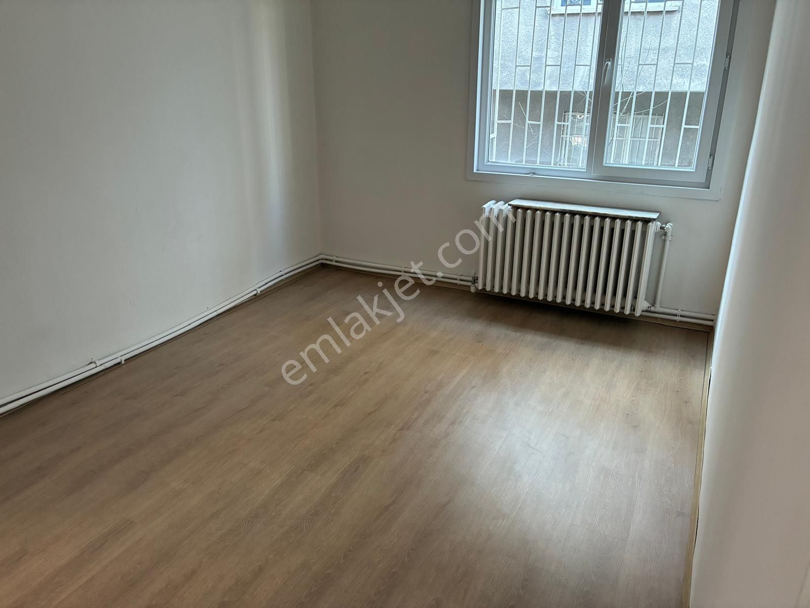 Filiz'den Yukarı Bahçelievler 35.sok Katta Satılık 3+1 Arka Cephe - Görsel 20