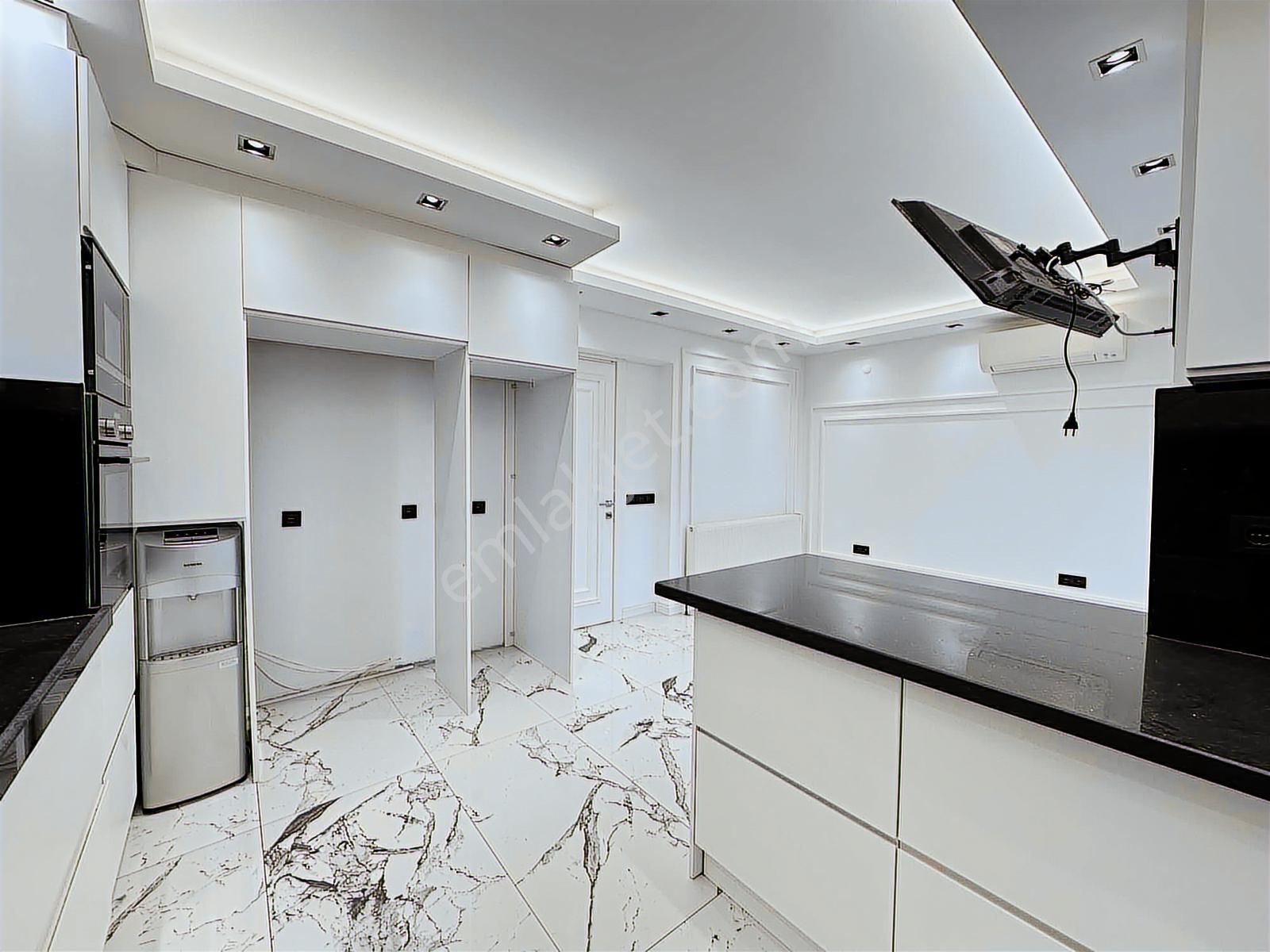 Lüks Ve Konforu Bir Arada Sunan 4+1 Havuzlu Yenilenmiş Daire - Görsel 10