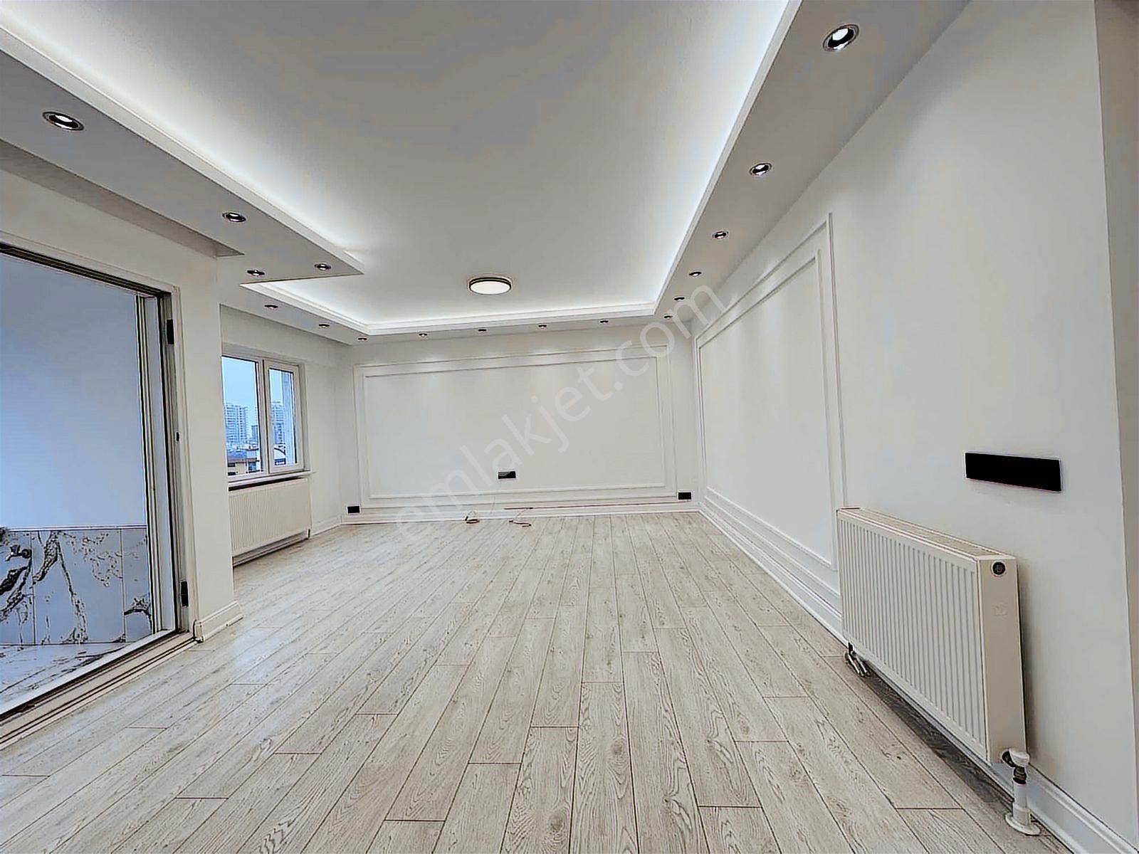 Lüks Ve Konforu Bir Arada Sunan 4+1 Havuzlu Yenilenmiş Daire - Görsel 33