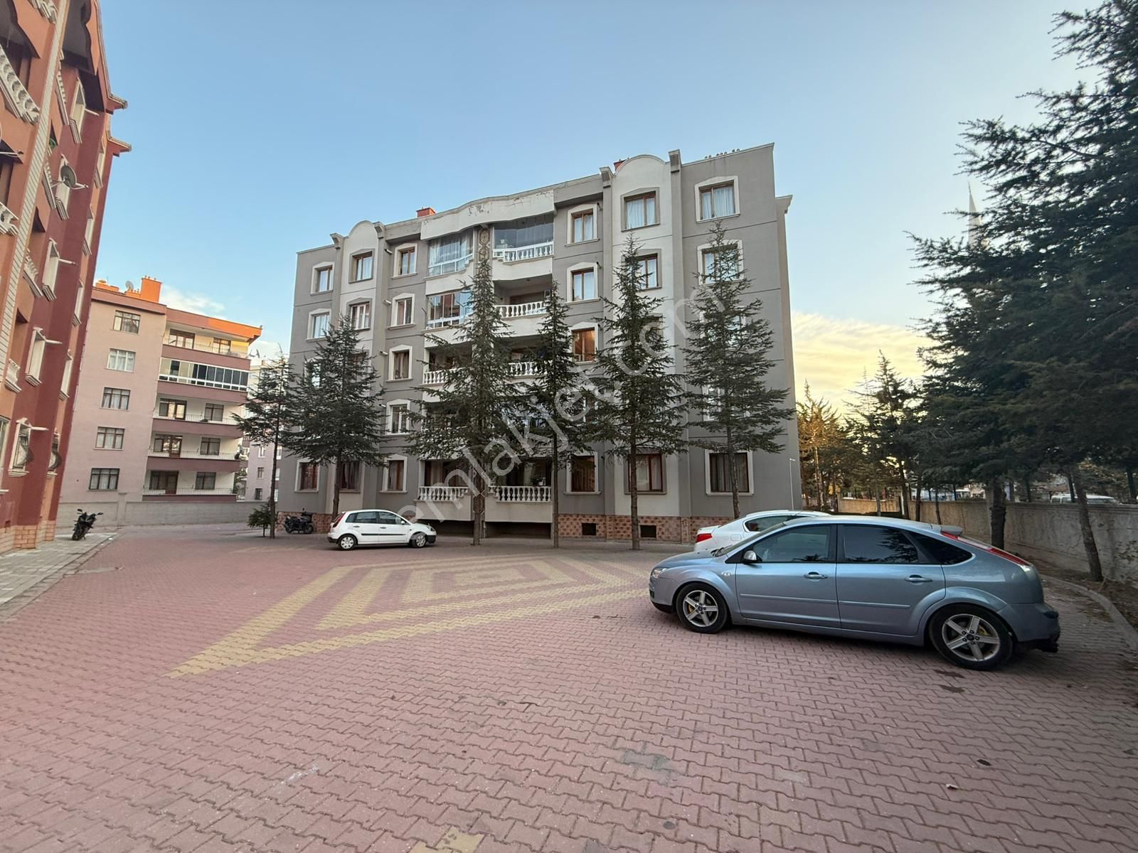 Bosna Hersek Mahallesi Kıvılcım Bulvarı Yakını 3+1 Arakat Site İçi Satılık Daire - Görsel 32