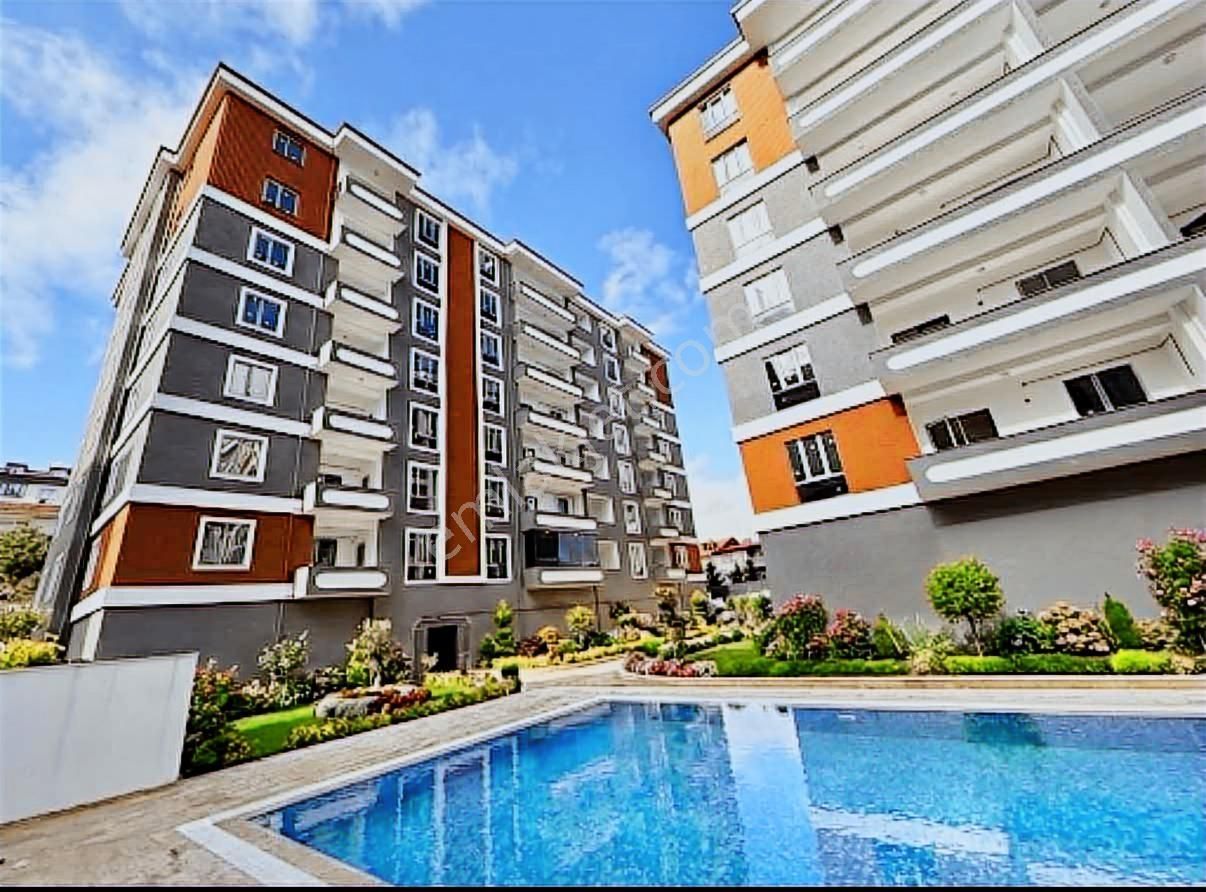 ''istasyon Mah. Araspark Sitesi Satılık 2+1 120mk Lüks Daireler'