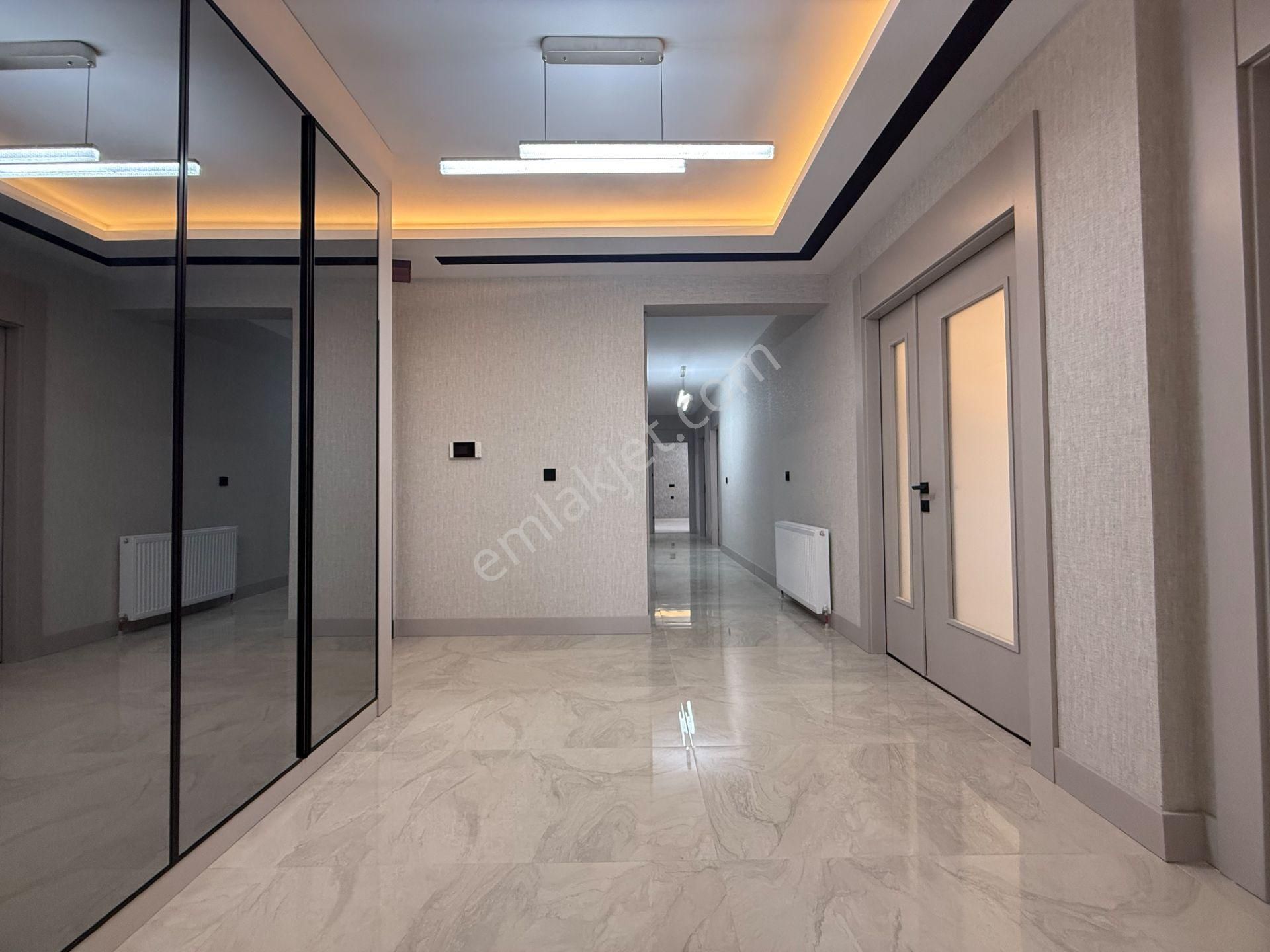 ▃çiftçioğullarından▃ Bulvar Yakını 4+1 E.banyolu G.odalı Lüx Daire - Görsel 22