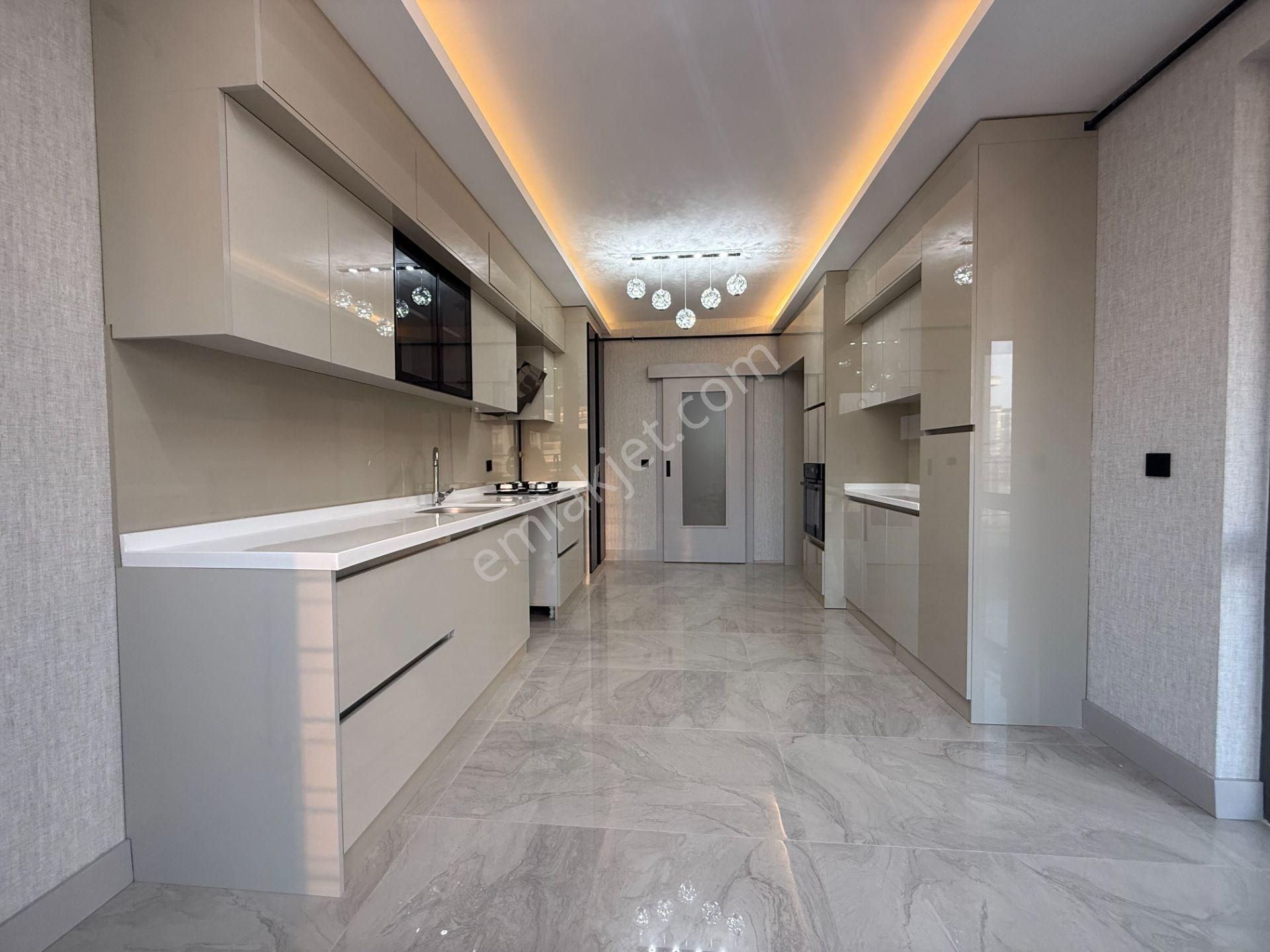 ▃çiftçioğullarından▃ Bulvar Yakını 4+1 E.banyolu G.odalı Lüx Daire - Görsel 2