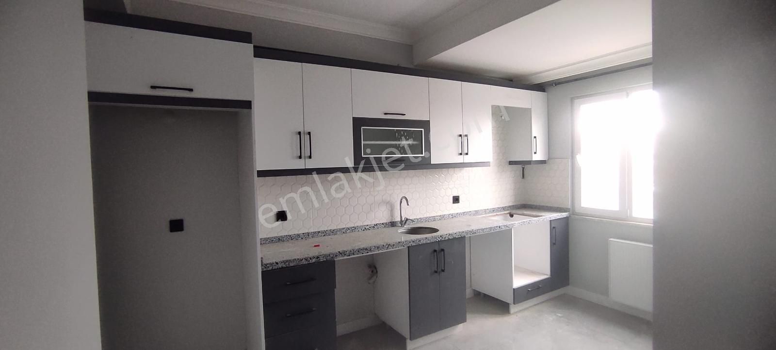 Sancaktepe Yenidoğan Mahallesi'nde Boş 2+1 Daire - Görsel 19