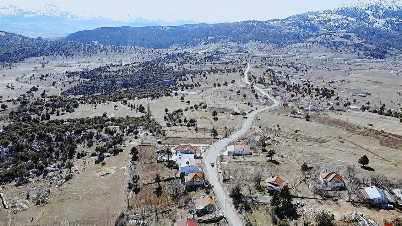 Y. Karaçulhada Asfalta Sıfır Satılık Müstakil Tapulu Arazi