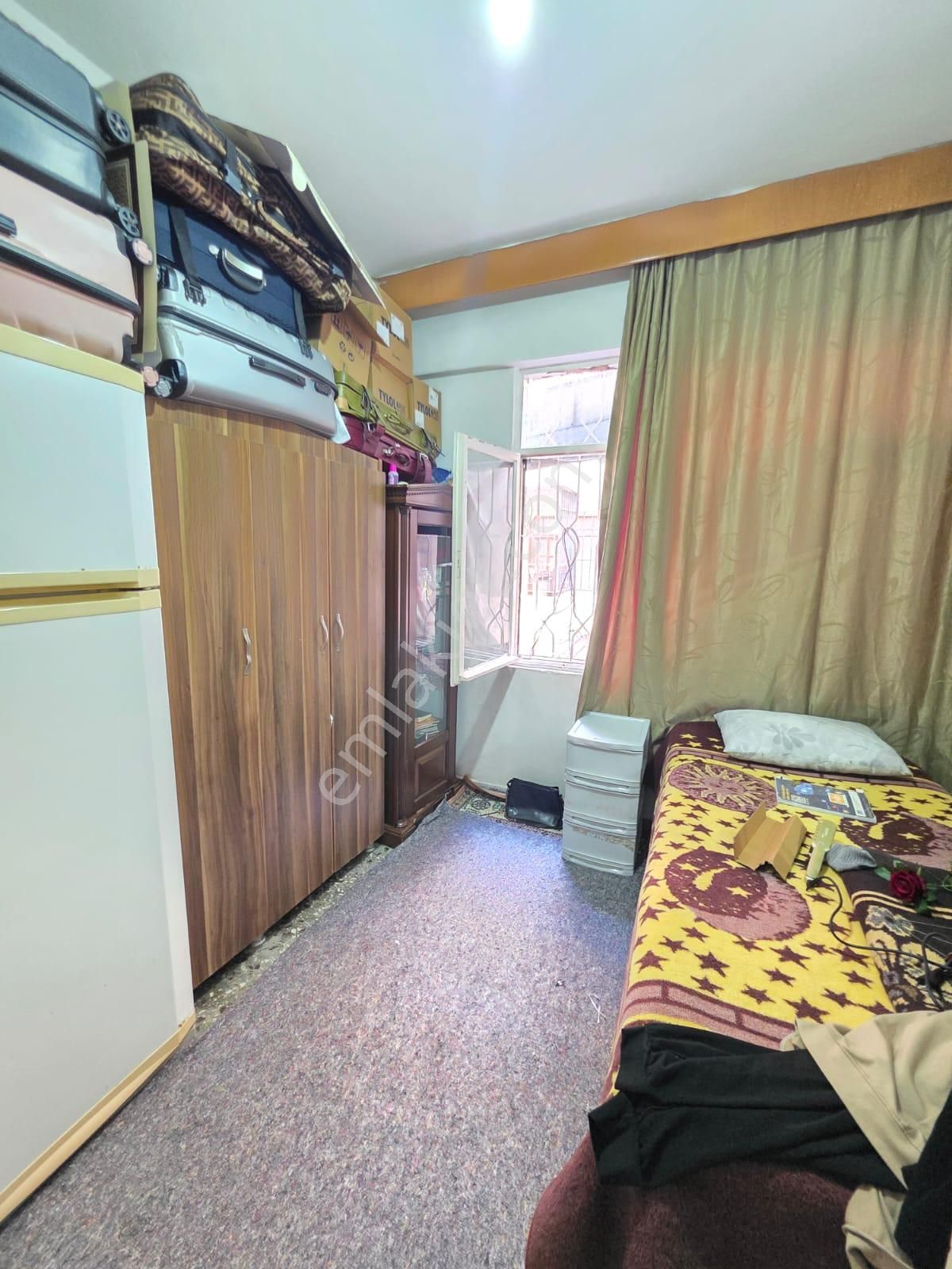 Toros Devlet Hastanesine 200m Uzaklıkta Geniş Oturumlu 3+1 Satılık Ev - Görsel 4