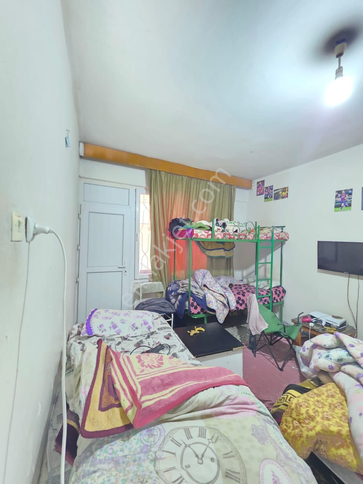 Toros Devlet Hastanesine 200m Uzaklıkta Geniş Oturumlu 3+1 Satılık Ev - Görsel 5