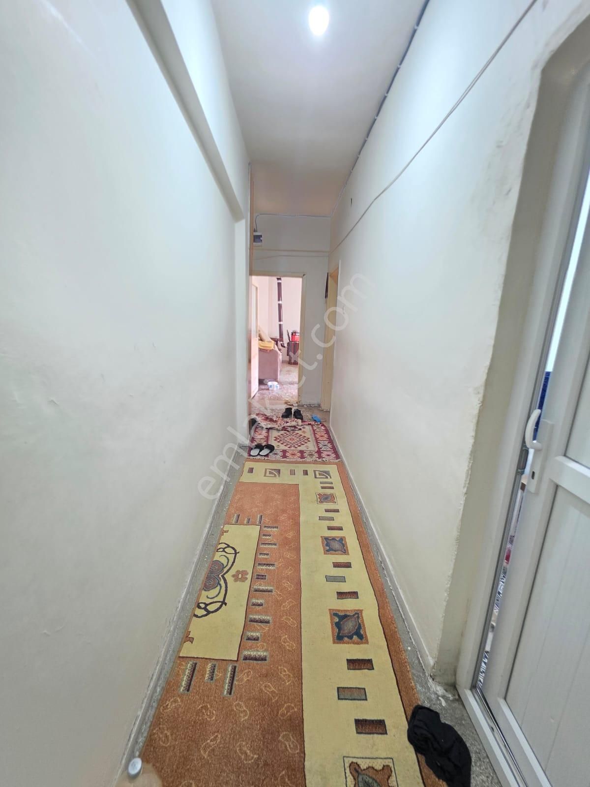 Toros Devlet Hastanesine 200m Uzaklıkta Geniş Oturumlu 3+1 Satılık Ev - Görsel 3