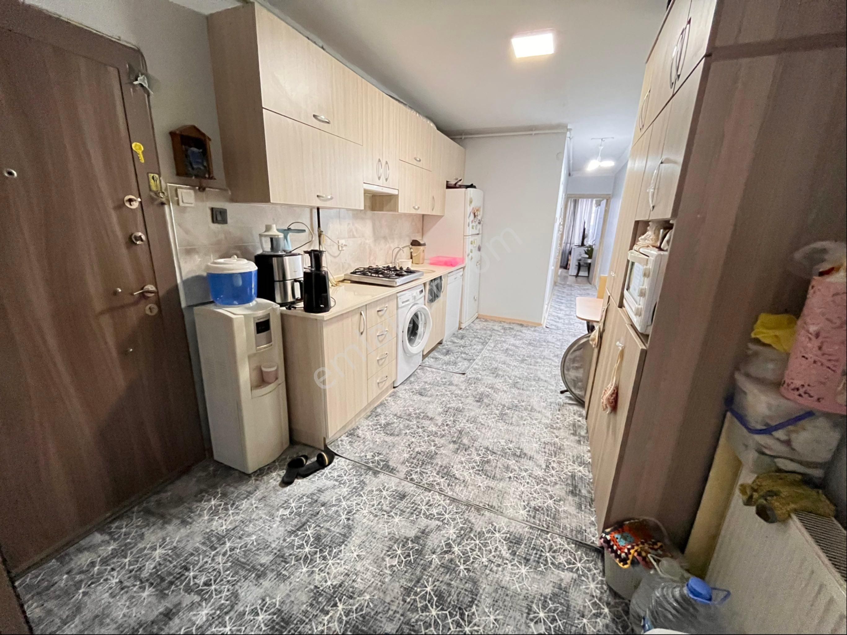 Üçyol Meydan Metro Yakınında 2+1 95m2 Çift Cepheli Çift Balkonlu - Görsel 9