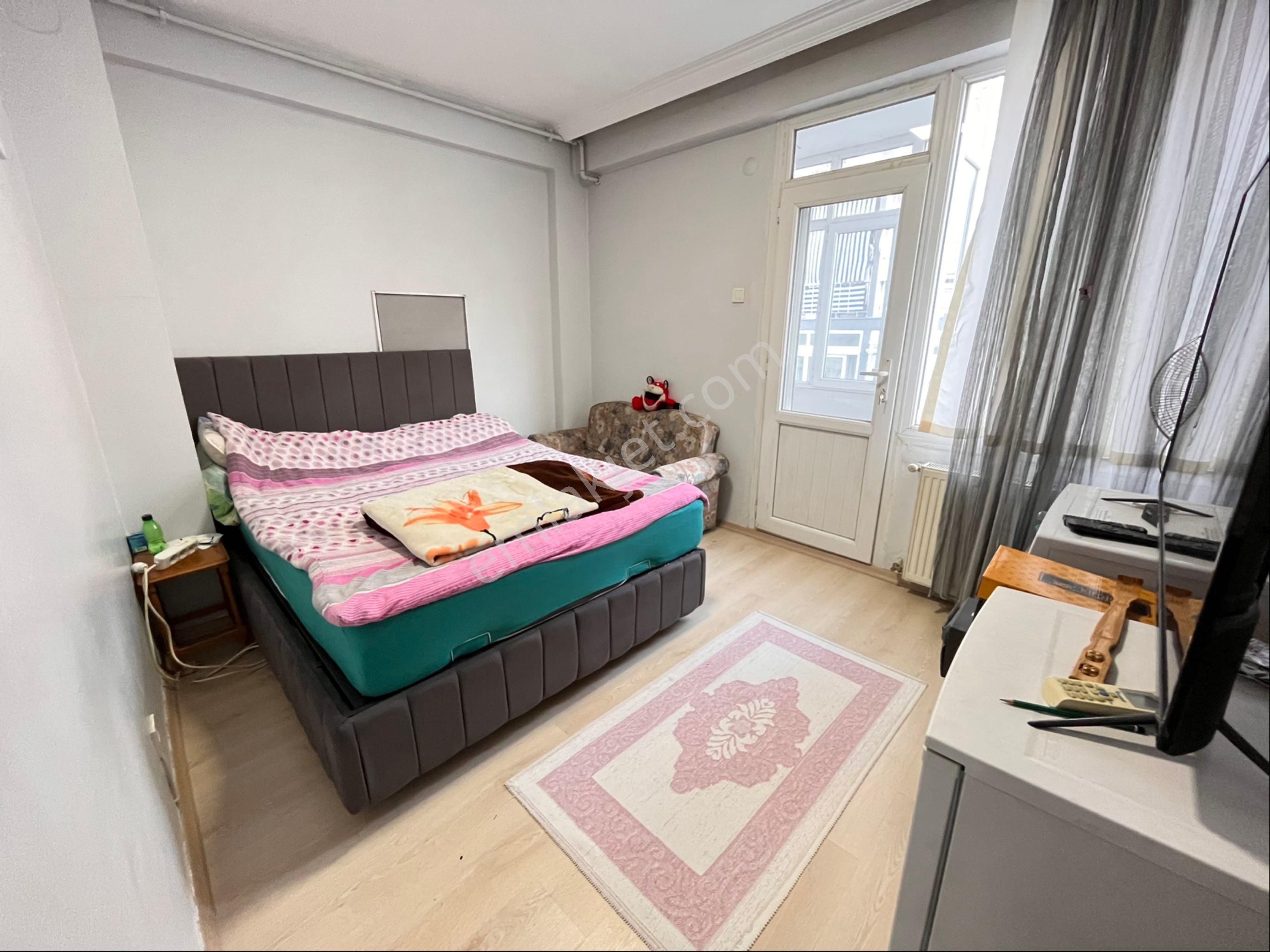 Üçyol Meydan Metro Yakınında 2+1 95m2 Çift Cepheli Çift Balkonlu - Görsel 17