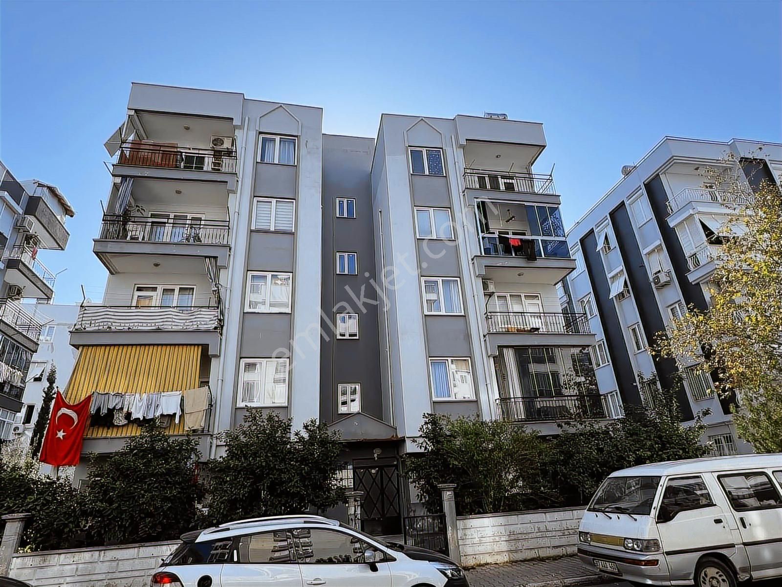 Yenigün Şehitler Parkı Yakını Satılık 2+1 Daire