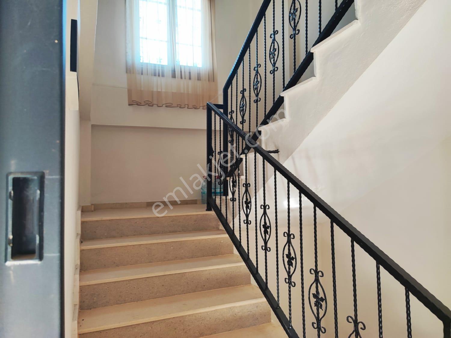 Kar Emlaktan Yenikonacık Efes Sitesi Üzerinde 3+1 Satılık Dubleks Villa 550m2 Arsası Mevcut - Görsel 18