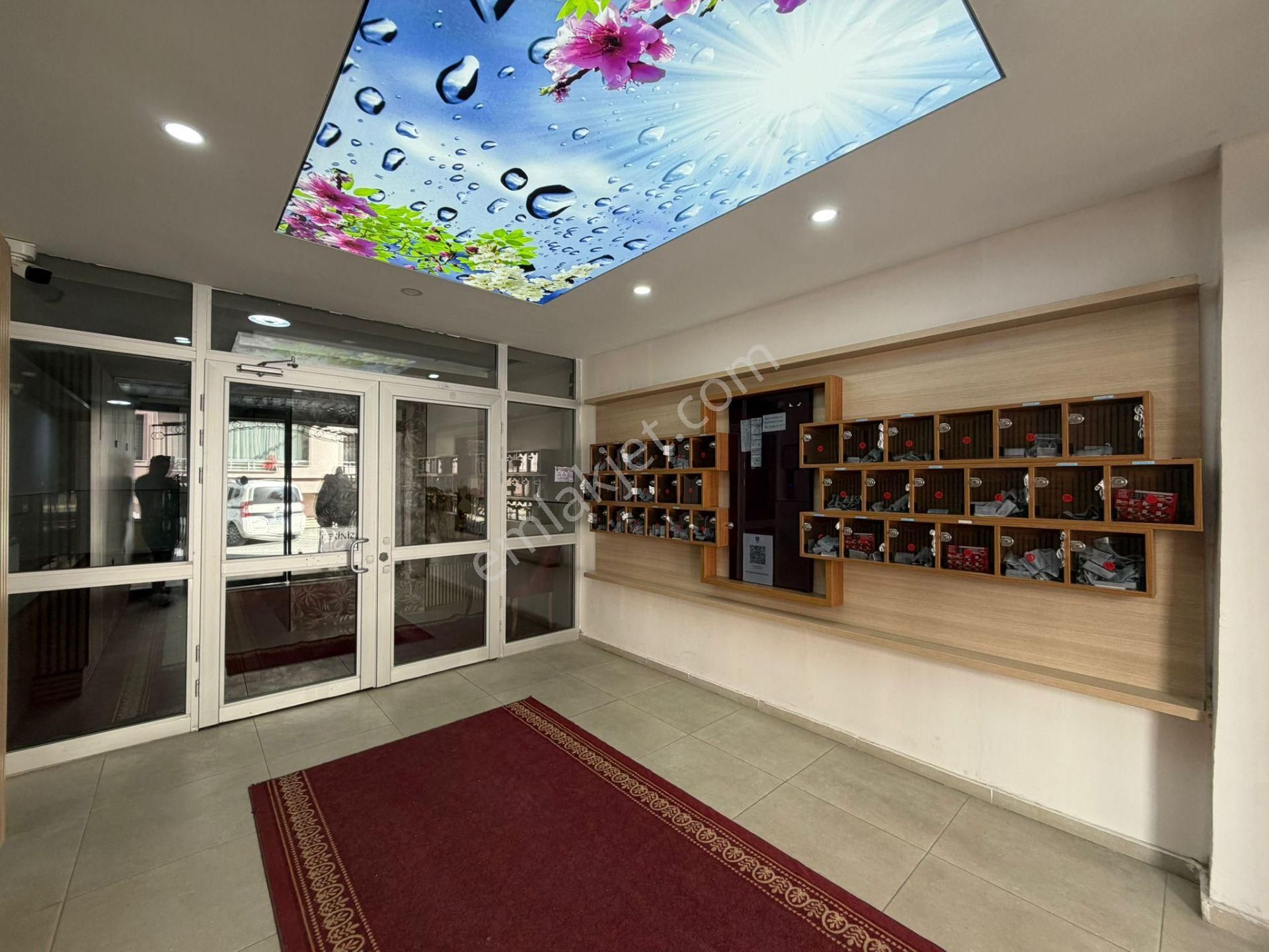 E.gökal Bor Yolu Gökkuşağı Sitesi ! 4+1 Teraslı Geniş ! 1. Kat ! - Görsel 4