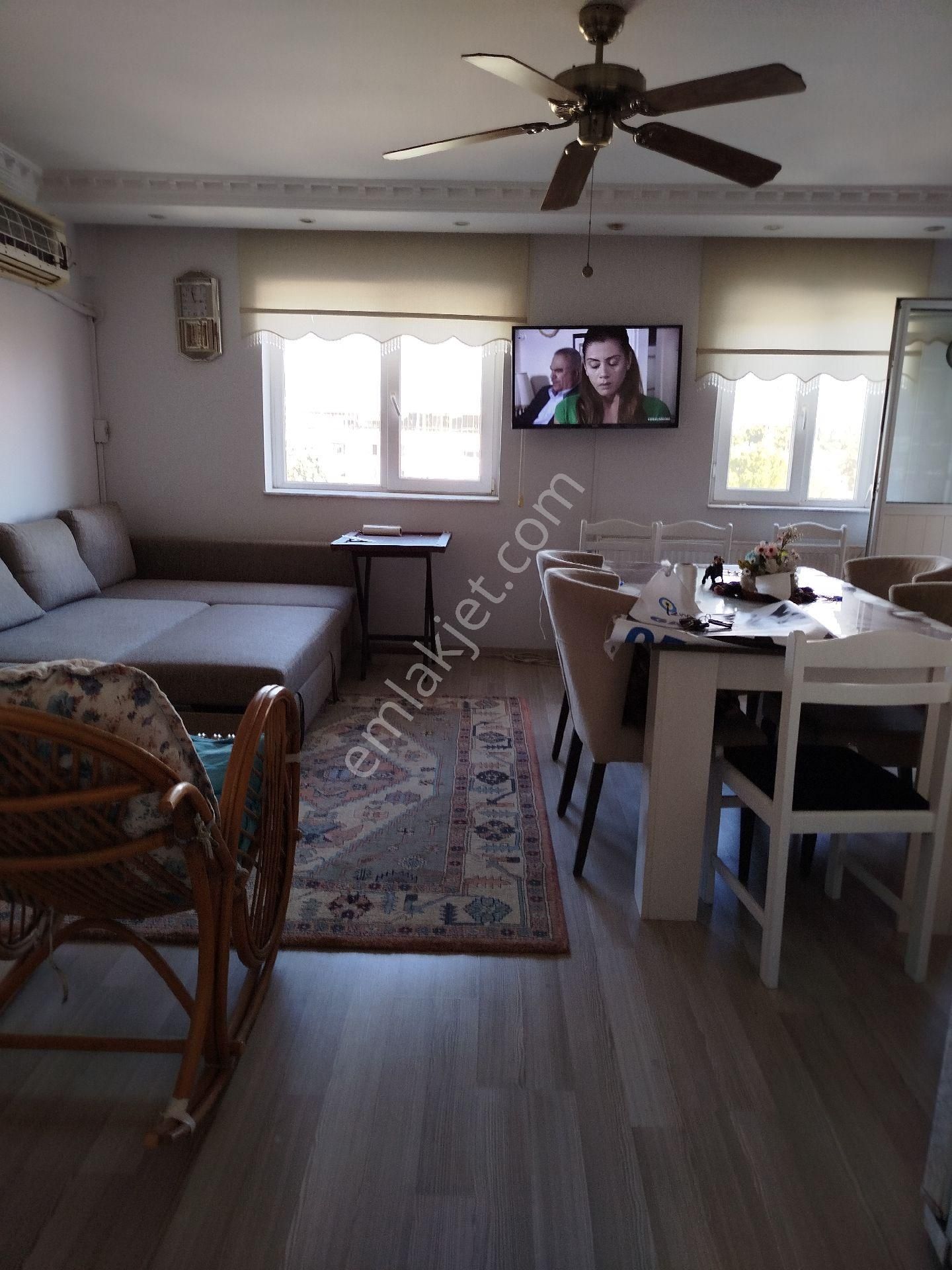 İzmir Bayar Gayrimenkul'den Çevik Bir Meydanı'nda Eşyalı Kiralık Daire - Görsel 7