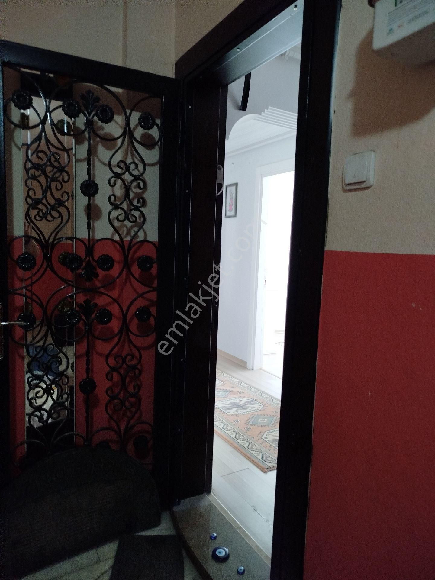 İzmir Bayar Gayrimenkul'den Çevik Bir Meydanı'nda Eşyalı Kiralık Daire - Görsel 16