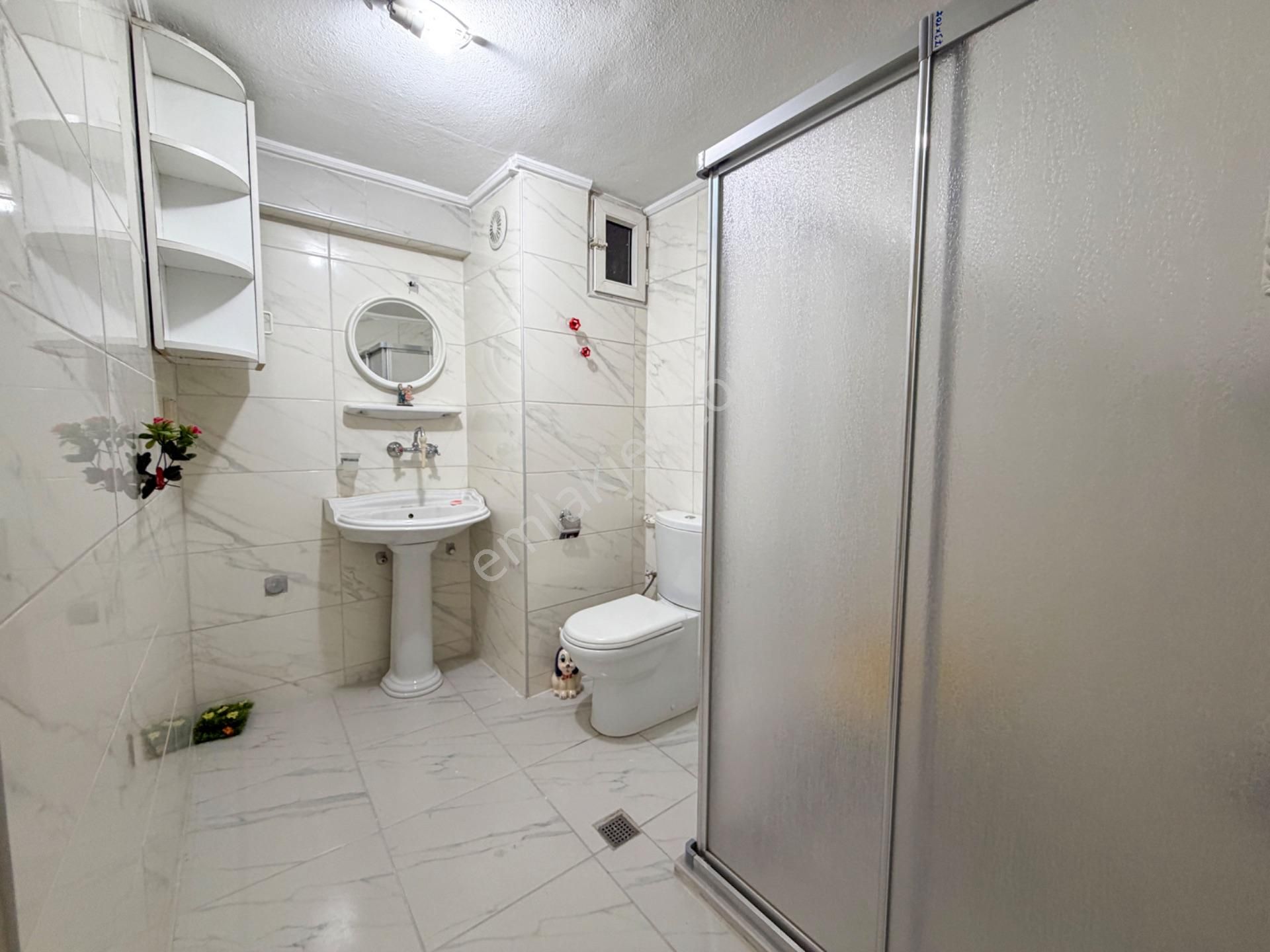 Kasaplar Mah Heykel'e Yakın Satılık Geniş 2+1 Daire - Görsel 21