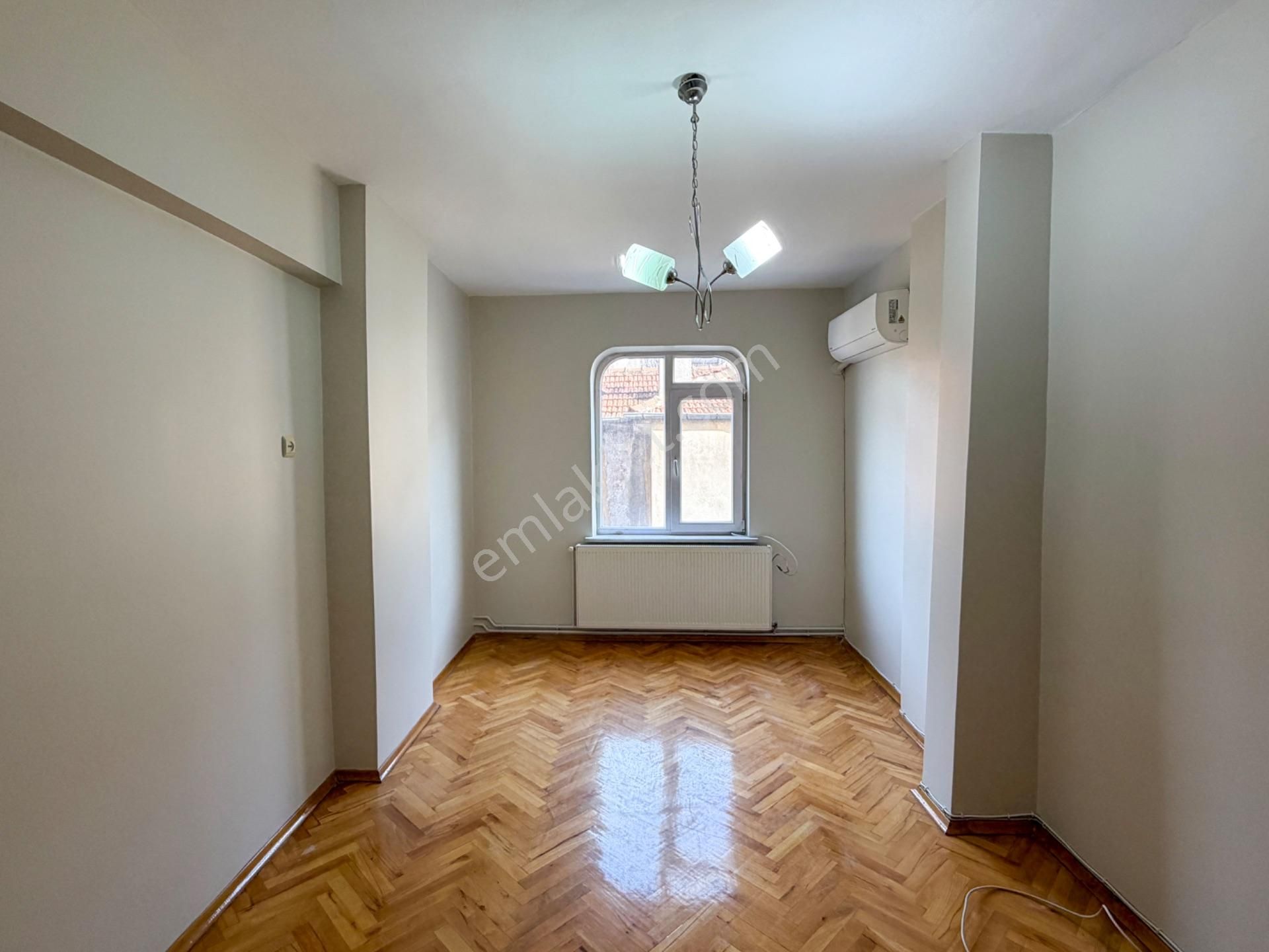 Kasaplar Mah Heykel'e Yakın Satılık Geniş 2+1 Daire - Görsel 19