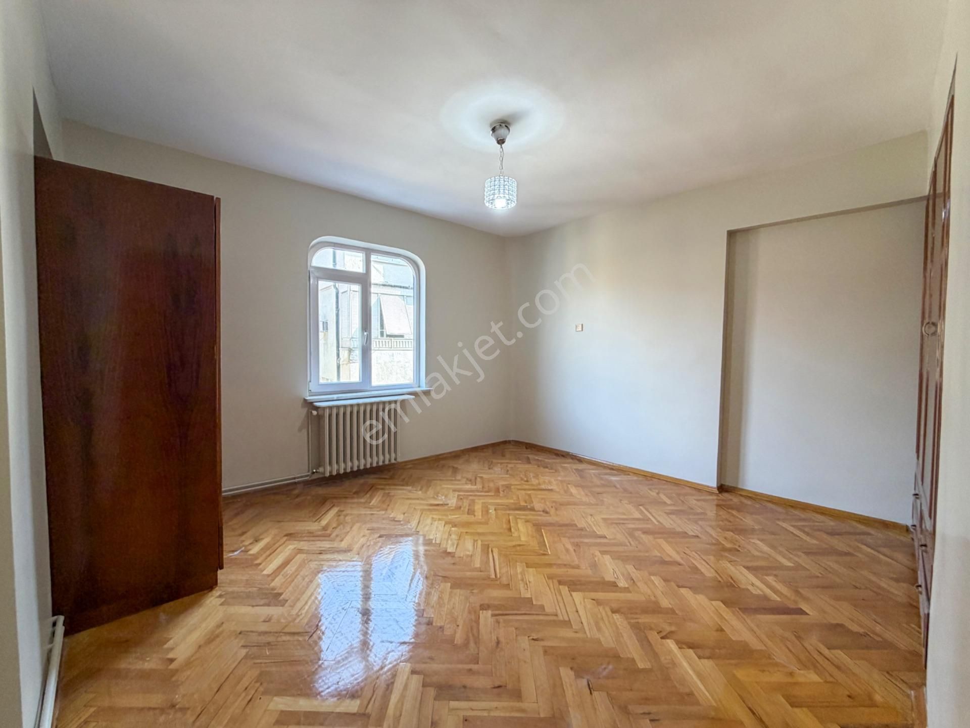 Kasaplar Mah Heykel'e Yakın Satılık Geniş 2+1 Daire - Görsel 22