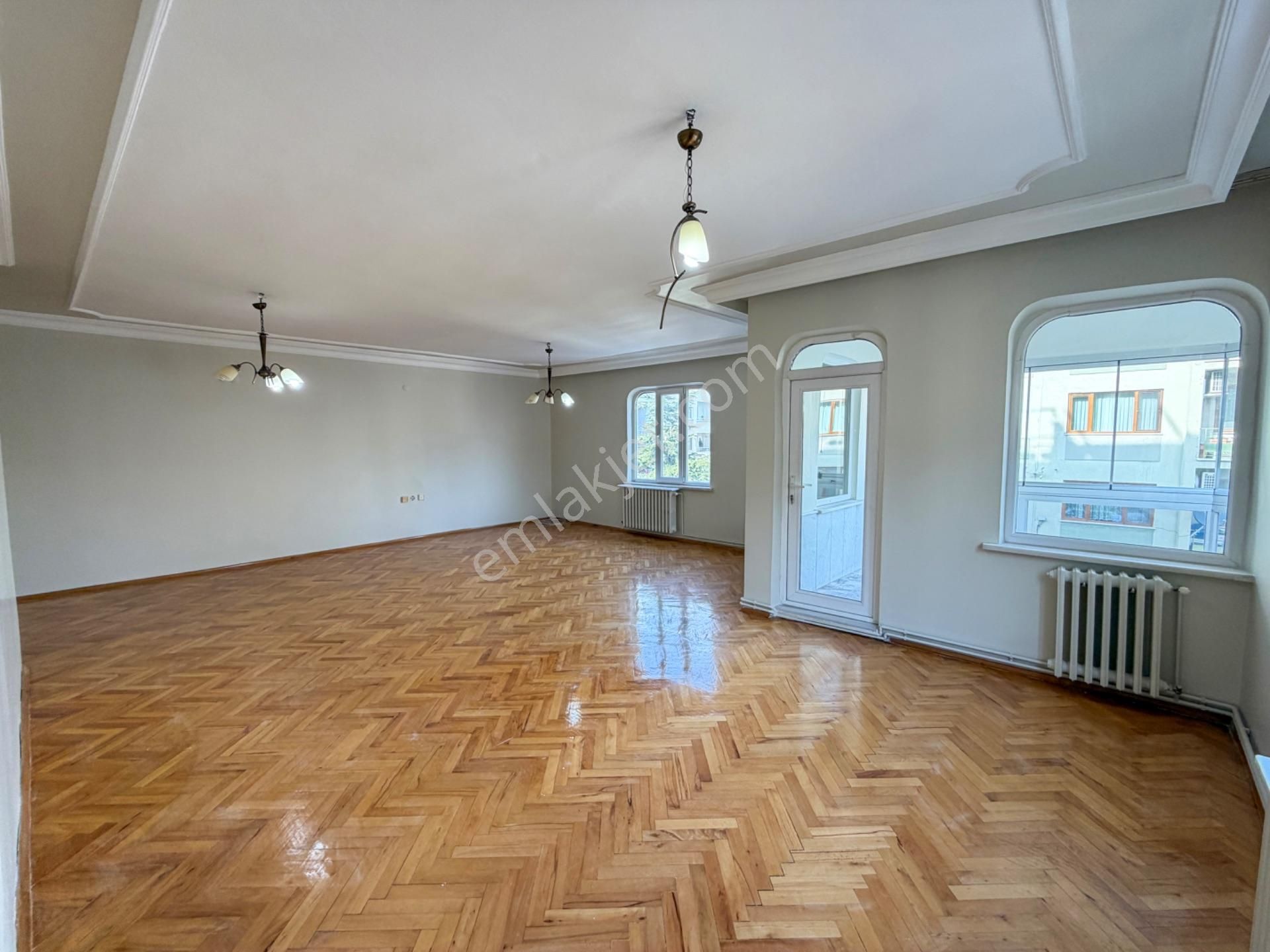 Kasaplar Mah Heykel'e Yakın Satılık Geniş 2+1 Daire - Görsel 9