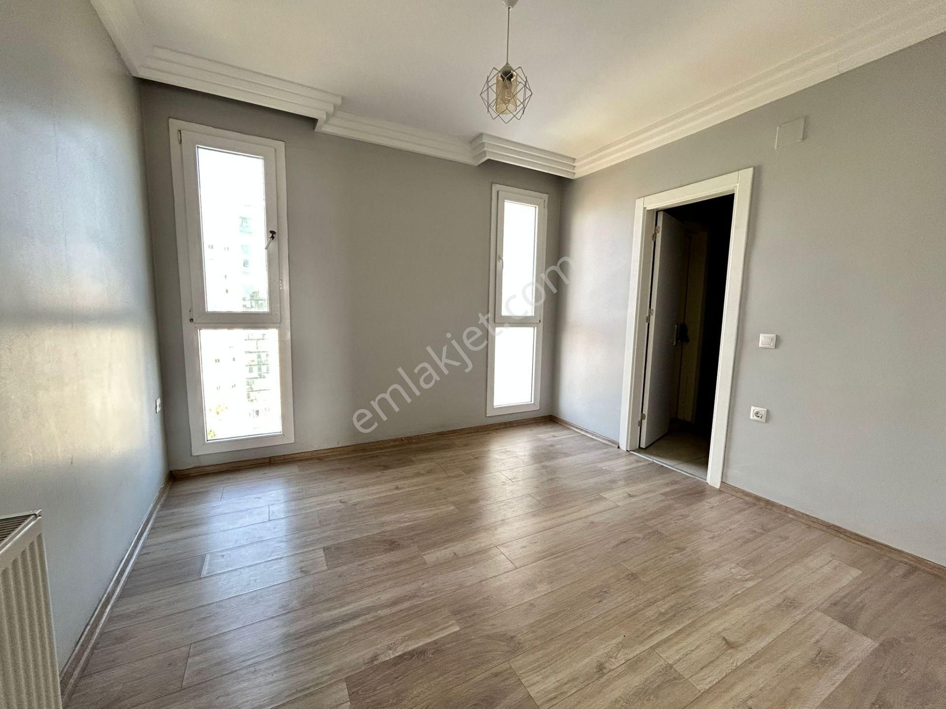 Adana Gürselpaşa'da Güvenlikli Havuzlu Sosyal Donatılı Sitede 3+1 Aylık Kiralık Doğalgazlı Daire - Görsel 21