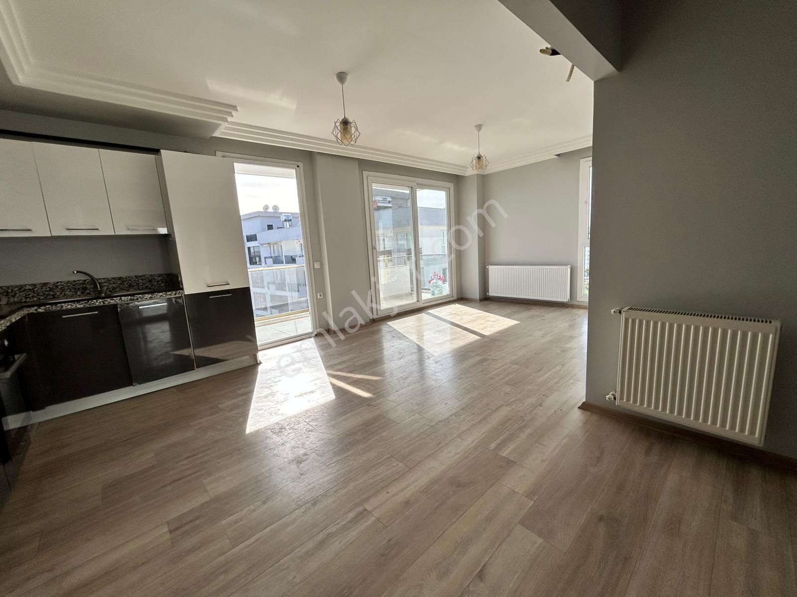 Adana Gürselpaşa'da Güvenlikli Havuzlu Sosyal Donatılı Sitede 3+1 Aylık Kiralık Doğalgazlı Daire - Görsel 11