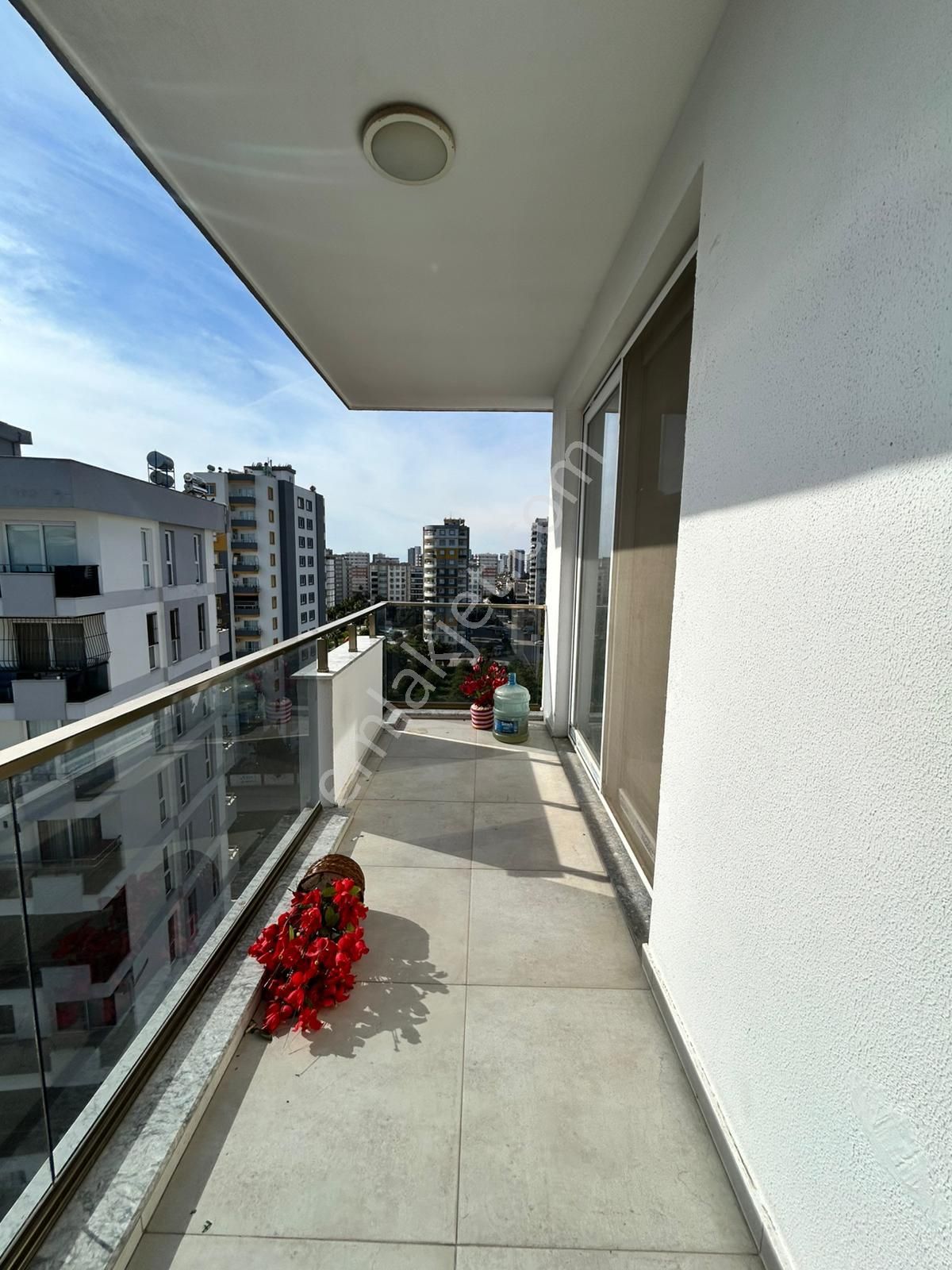 Adana Gürselpaşa'da Güvenlikli Havuzlu Sosyal Donatılı Sitede 3+1 Aylık Kiralık Doğalgazlı Daire - Görsel 6