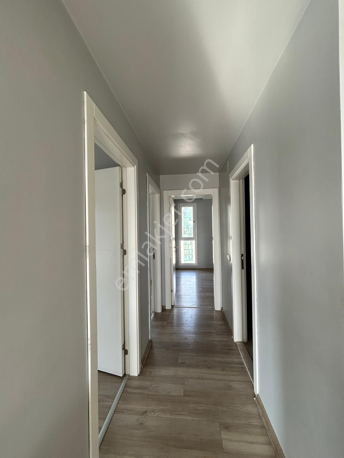 Adana Gürselpaşa'da Güvenlikli Havuzlu Sosyal Donatılı Sitede 3+1 Aylık Kiralık Doğalgazlı Daire - Görsel 9