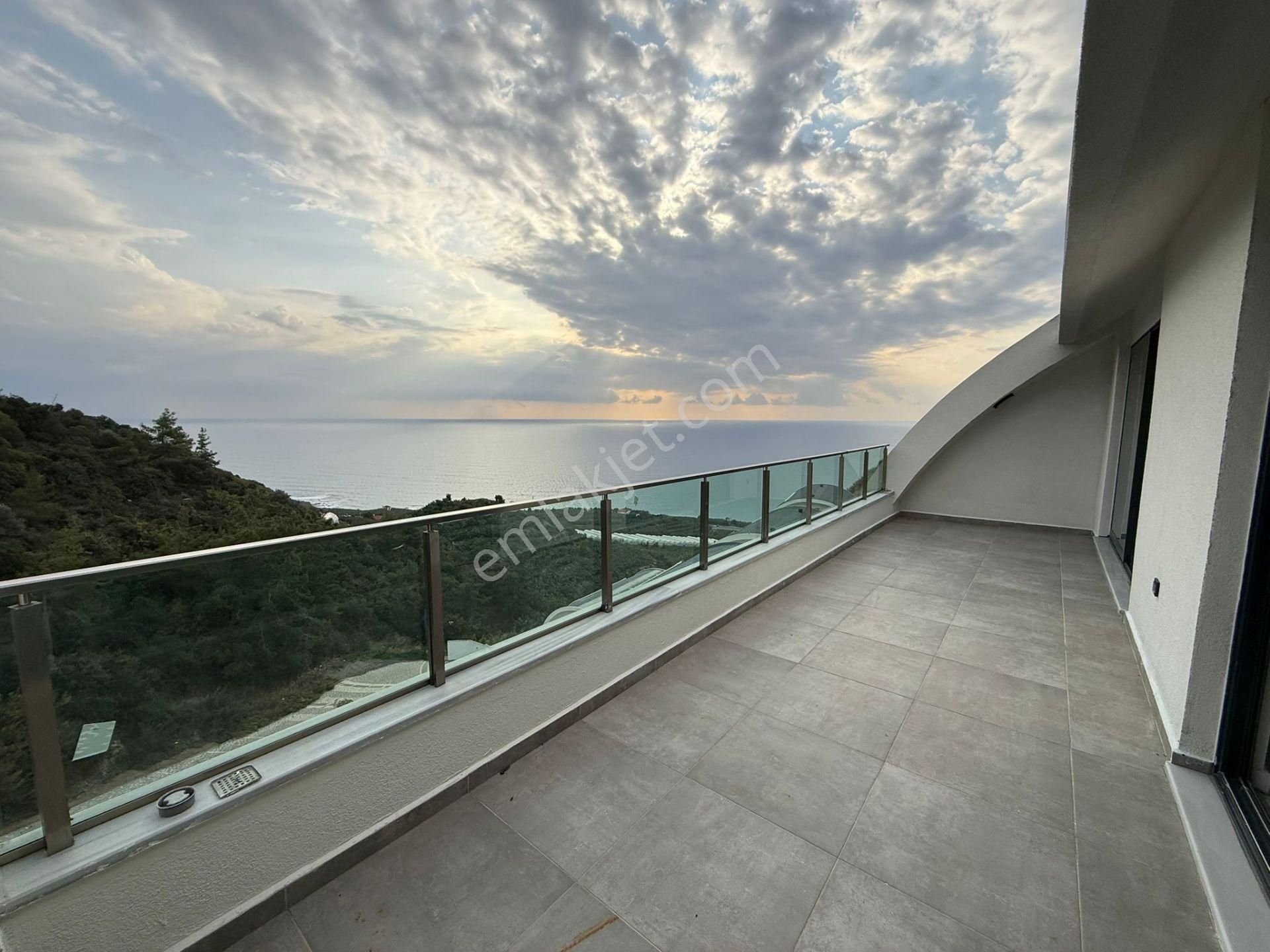 Alanya Kargıcak'ta Müstakil Havuzlu 4+1 420 M2 Triplex Villa - Görsel 33