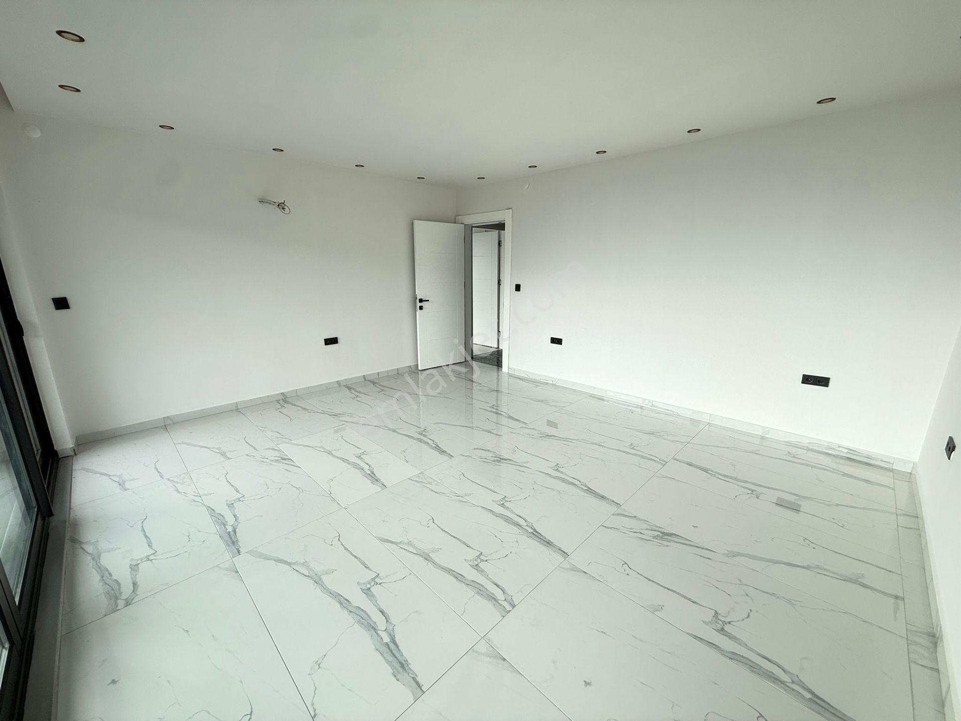 Alanya Kargıcak'ta Müstakil Havuzlu 4+1 420 M2 Triplex Villa - Görsel 29