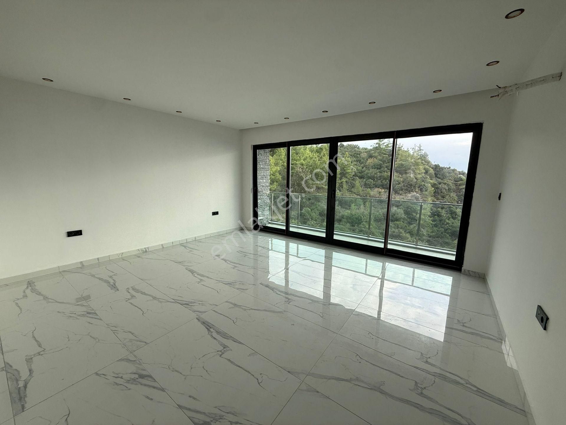 Alanya Kargıcak'ta Müstakil Havuzlu 4+1 420 M2 Triplex Villa - Görsel 28