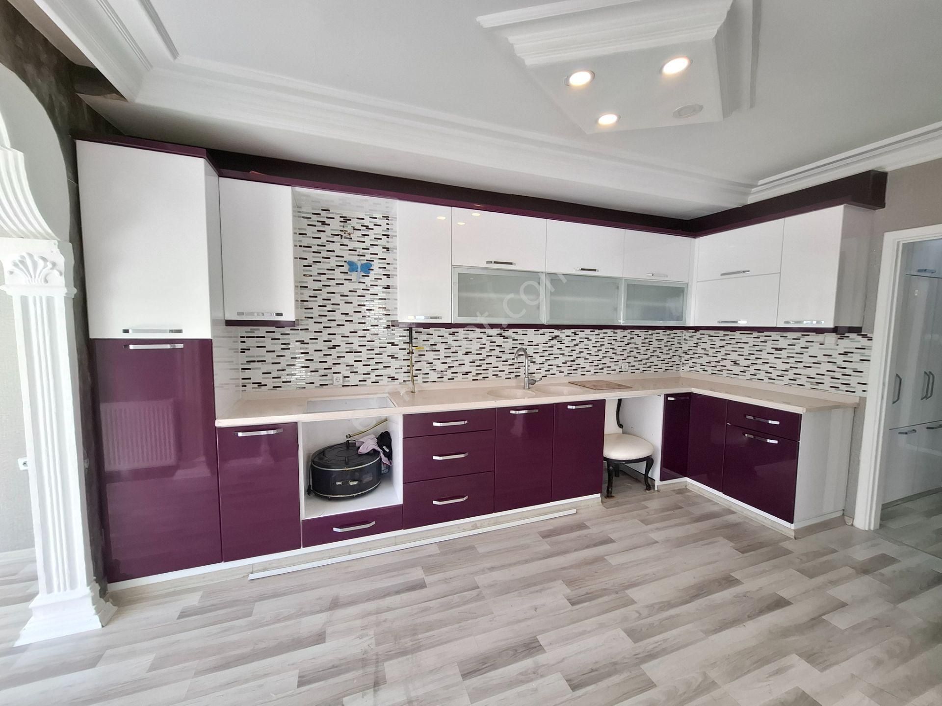 Çukurova Huzurevleri Mahallesi 3+1 İskanlı 180 M2 Güney Doğu Kuzey 3 Cepheli Doğalgaz Merkezi Konum - Görsel 3