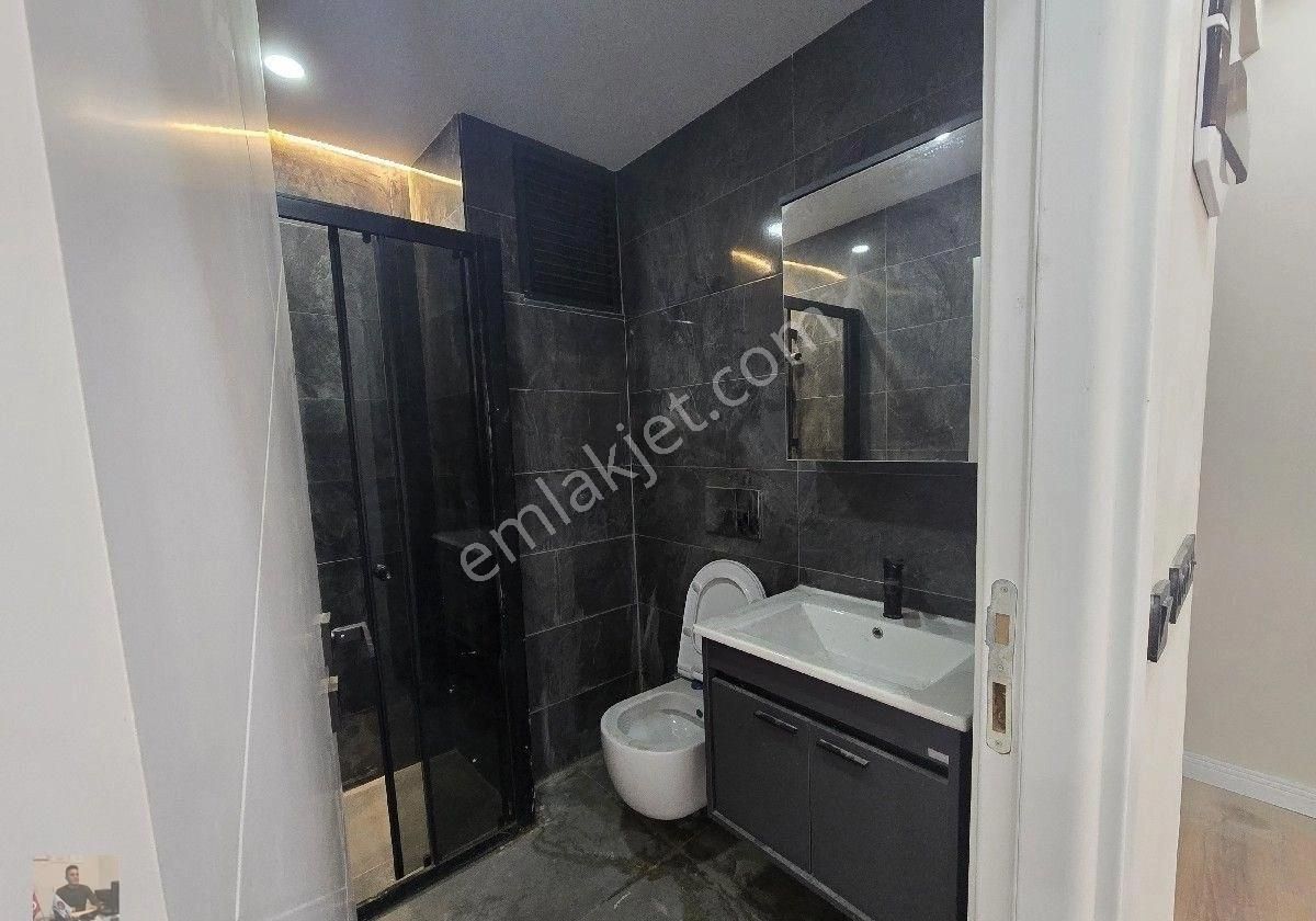 İstanbul Kağıthane Çağlyan Mahallesinde Galerya Rezisdadns Ta Satılık Lüks (1+1) Daire - Görsel 13