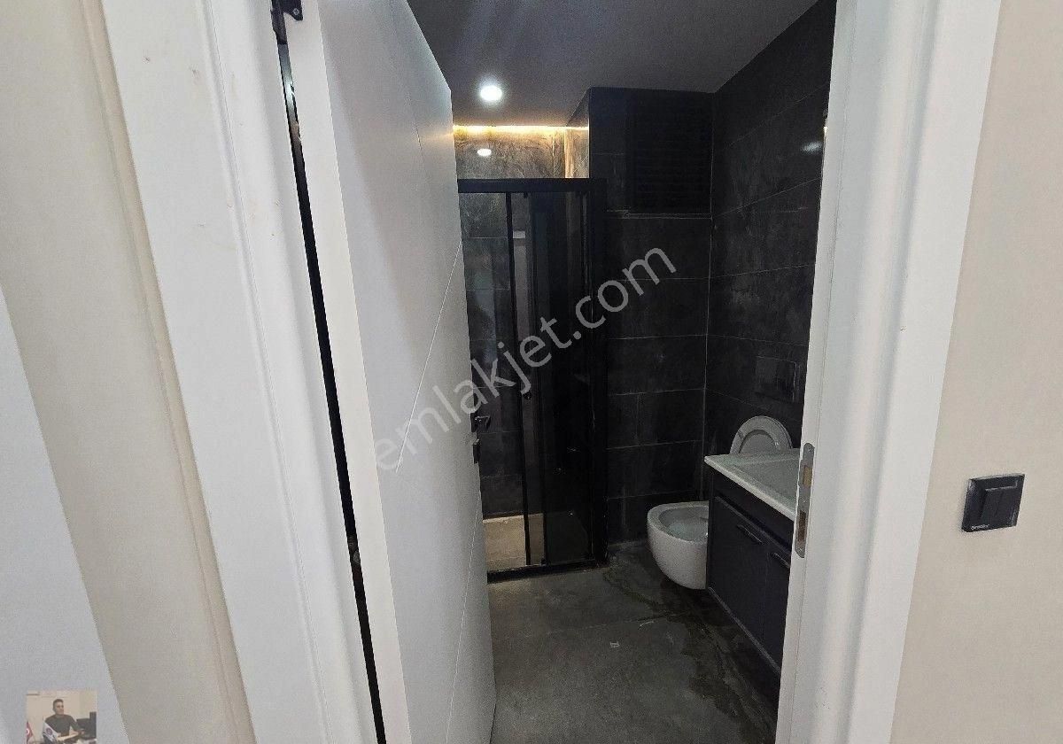 İstanbul Kağıthane Çağlyan Mahallesinde Galerya Rezisdadns Ta Satılık Lüks (1+1) Daire - Görsel 16