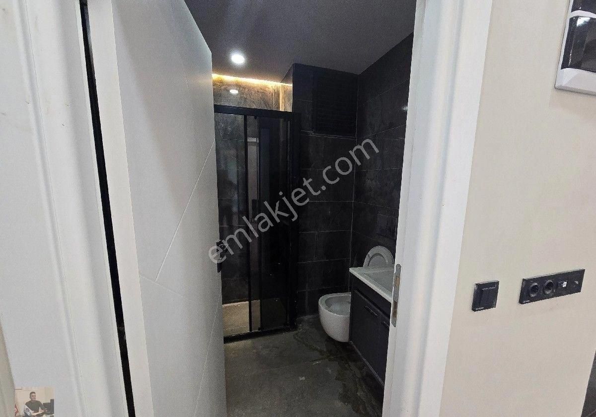 İstanbul Kağıthane Çağlyan Mahallesinde Galerya Rezisdadns Ta Satılık Lüks (1+1) Daire - Görsel 20