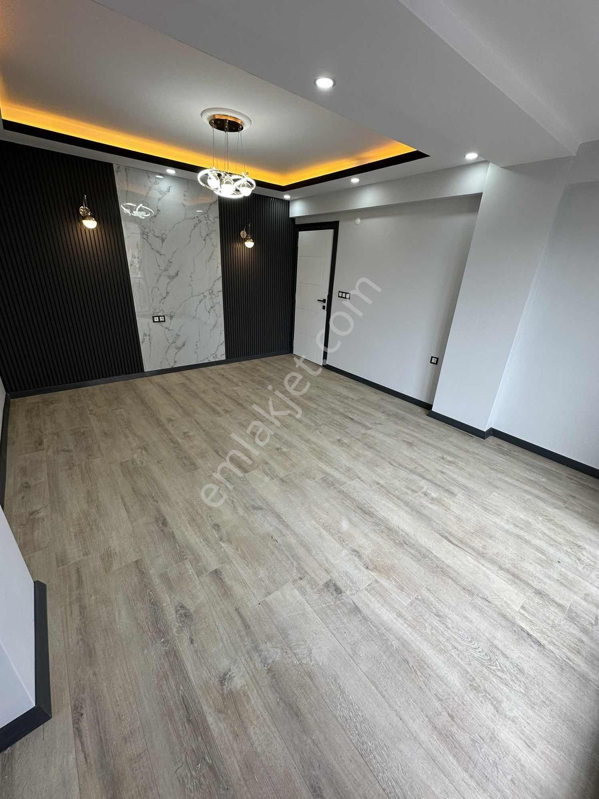 Kapaklı Devlet Hastanesi ,hükümet Konağı,yanı Kombi,ankestra - Görsel 17